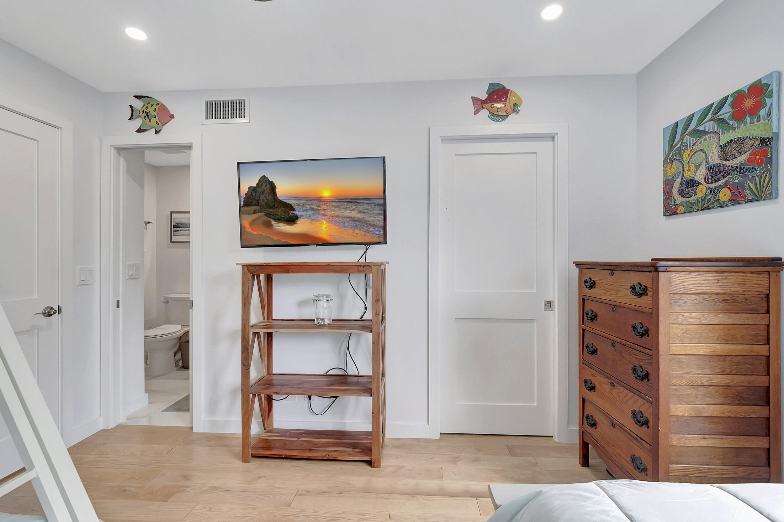 JARDIN DEL MAR CONDO - Residential