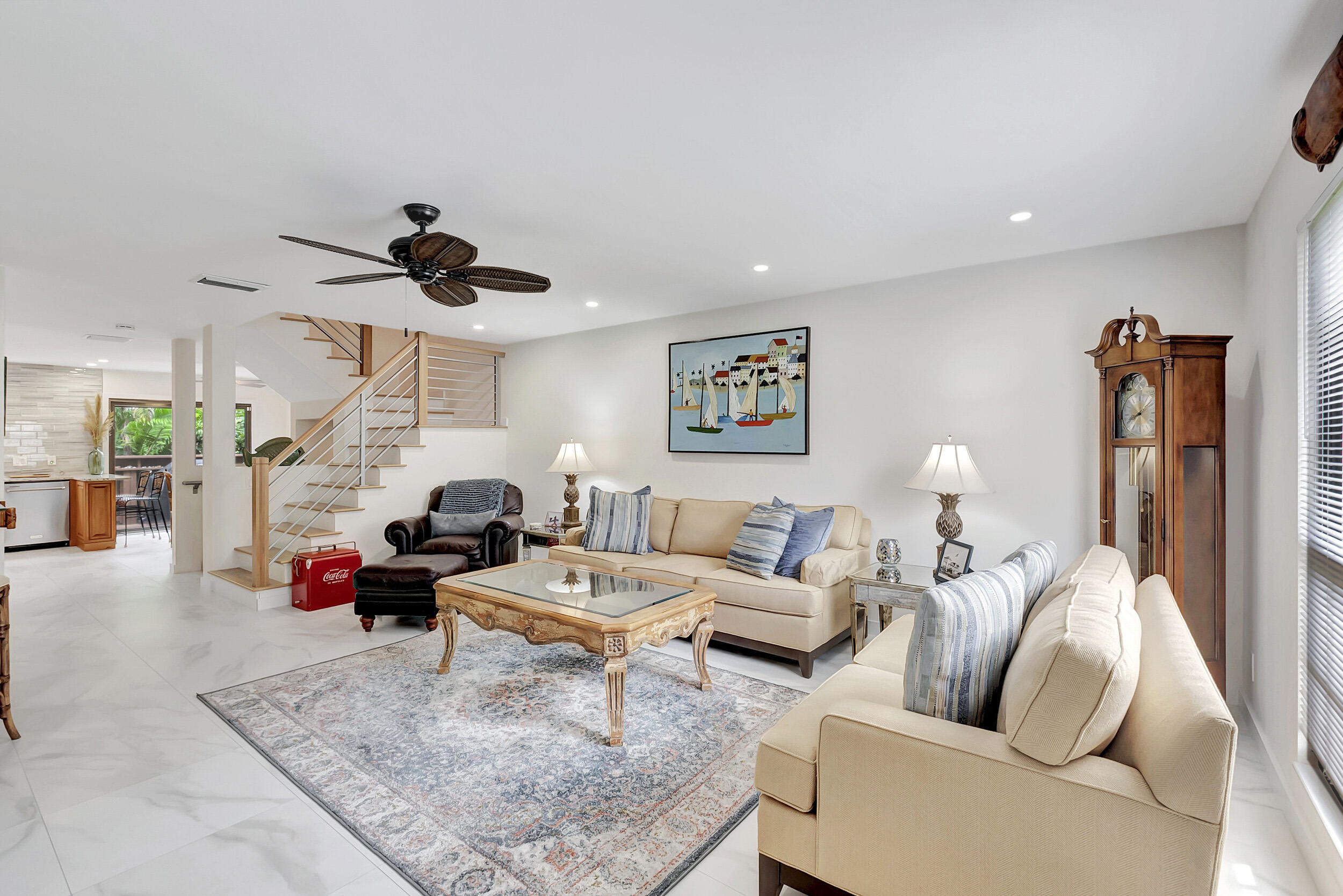 JARDIN DEL MAR CONDO - Residential