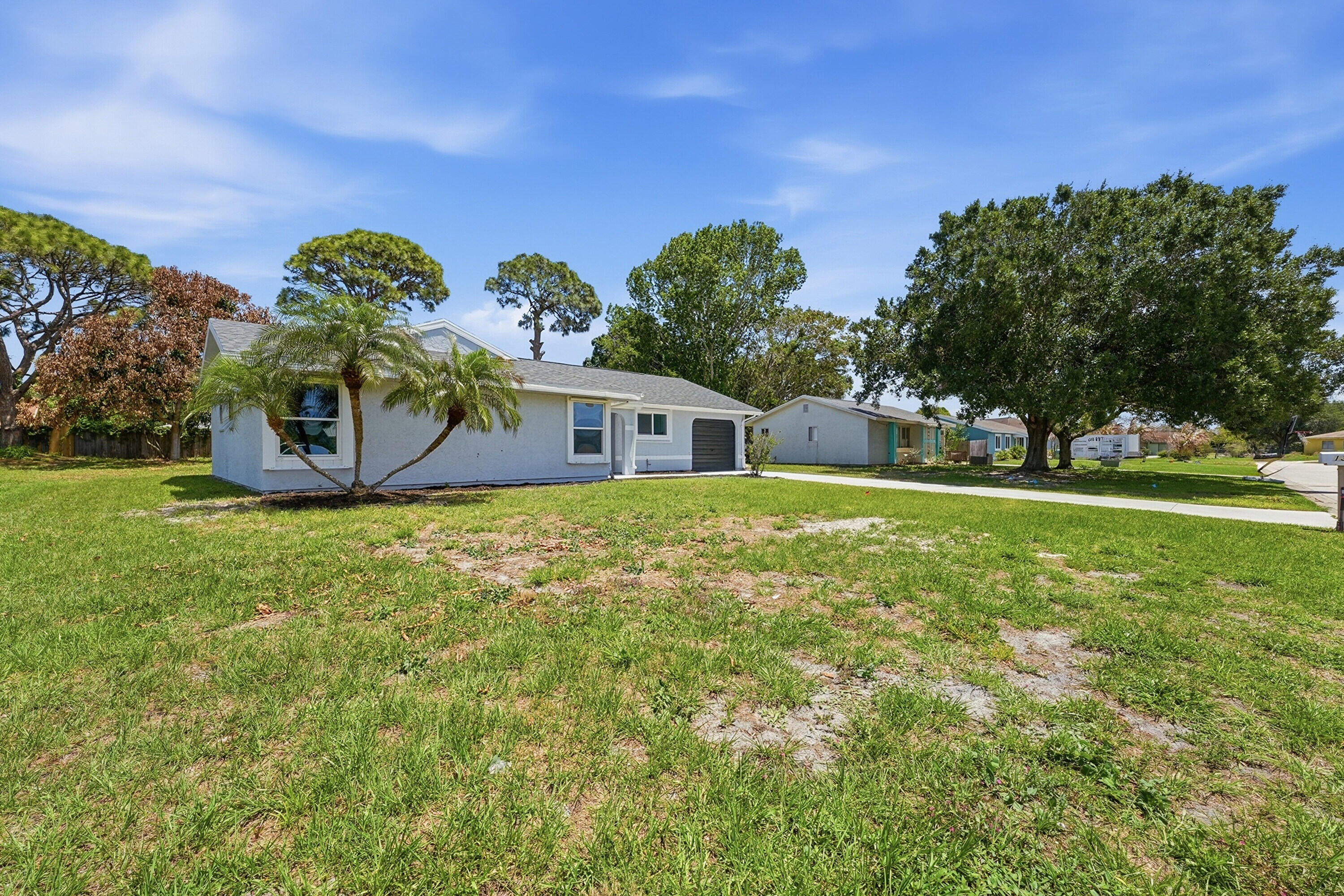 1343 SE Vestridge Lane