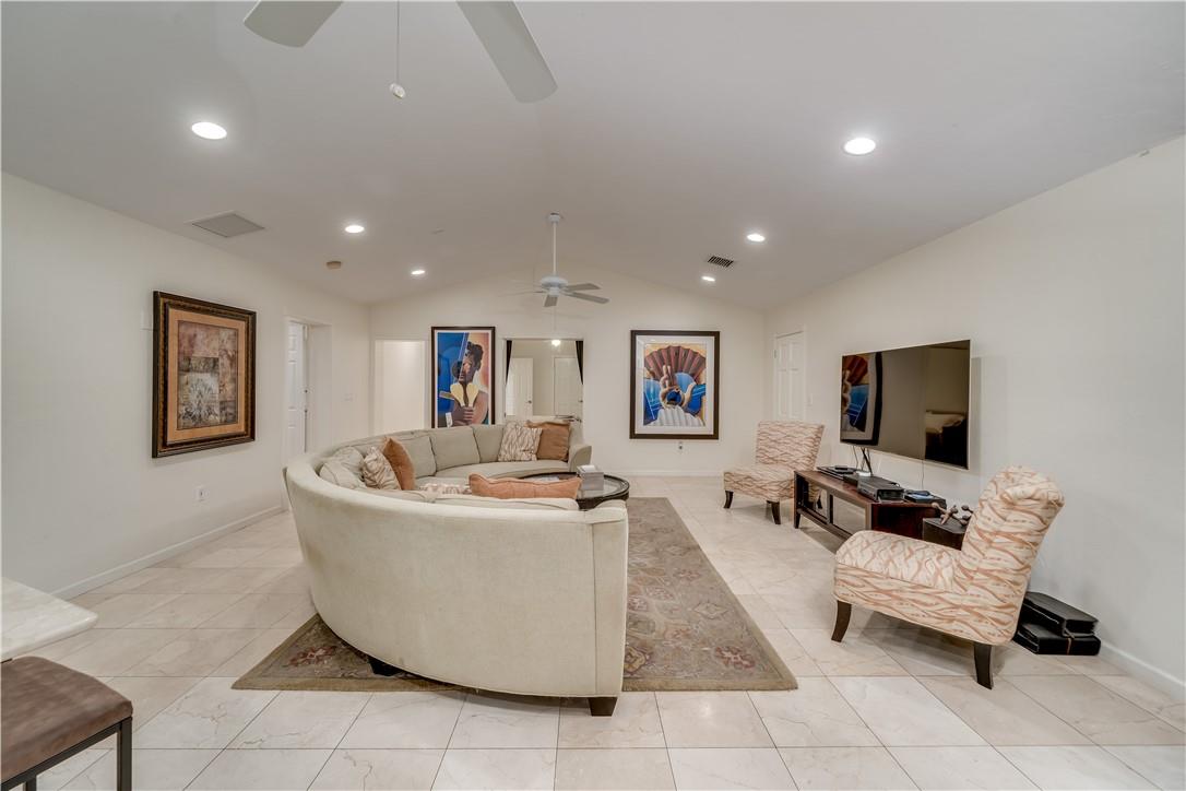 Progresso 2-18 D - Residential Lease