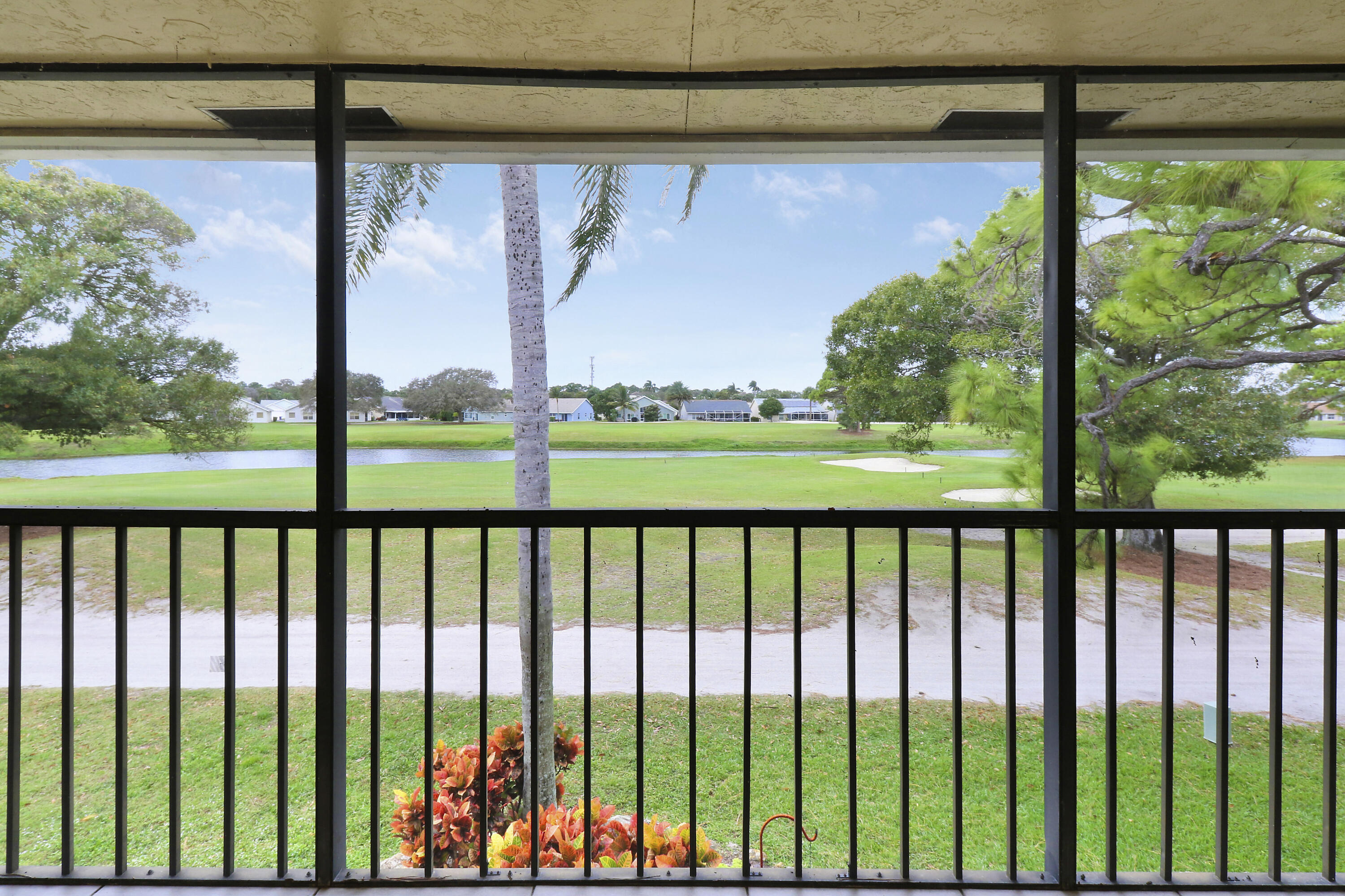KEYSTONE CONDO - Residential
