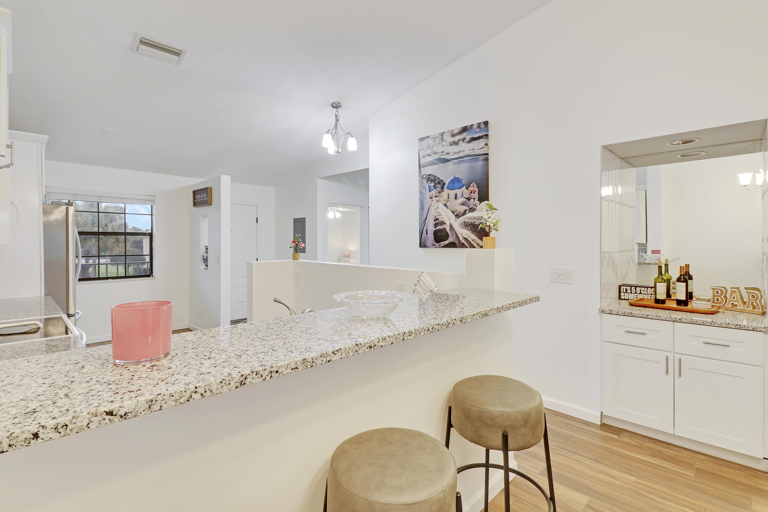KEYSTONE CONDO - Residential