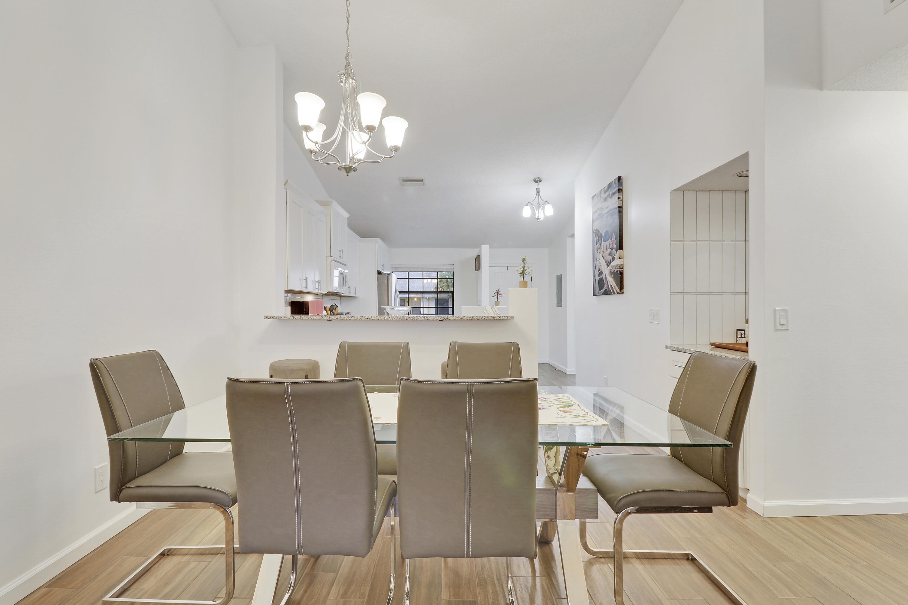 KEYSTONE CONDO - Residential