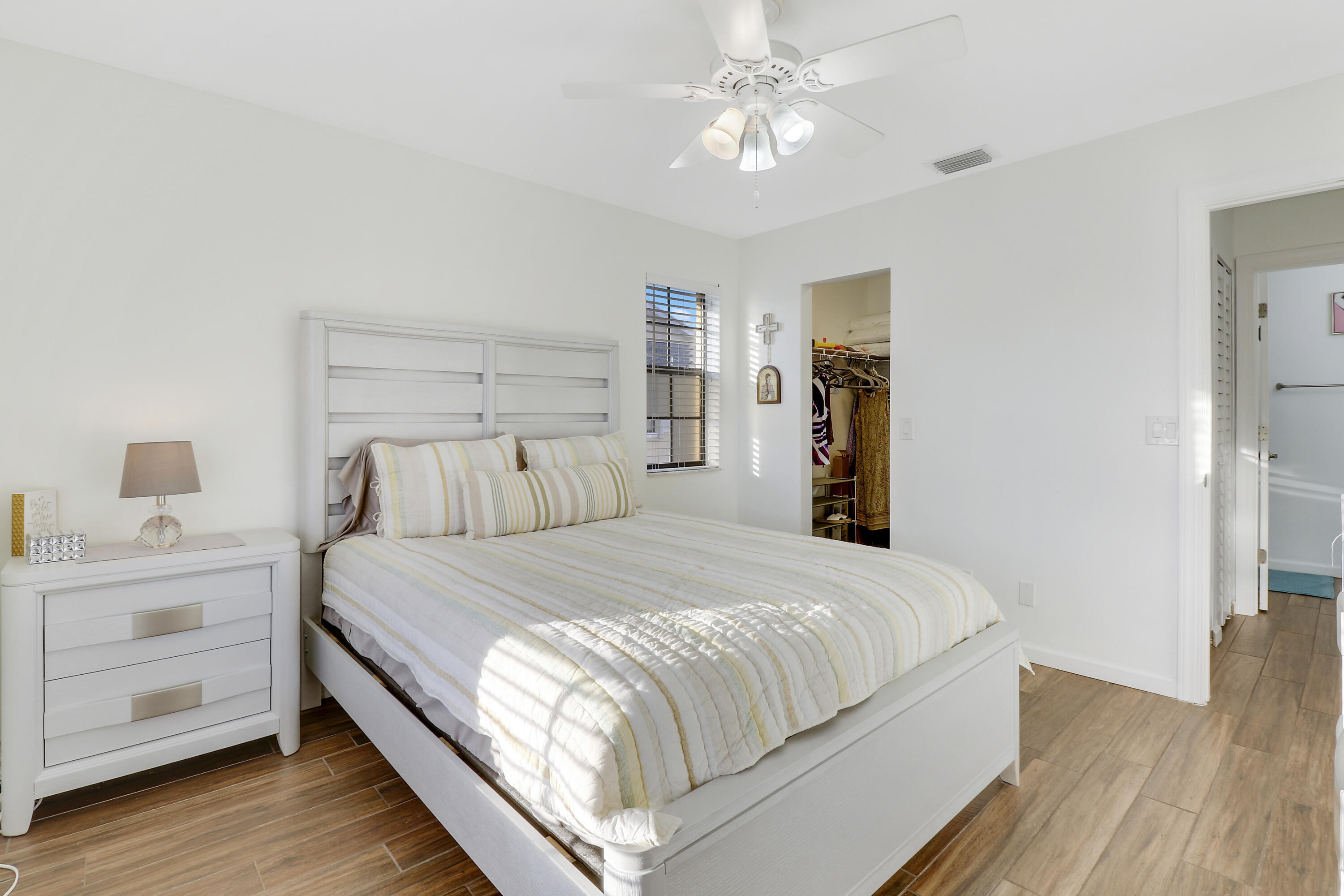 KEYSTONE CONDO - Residential