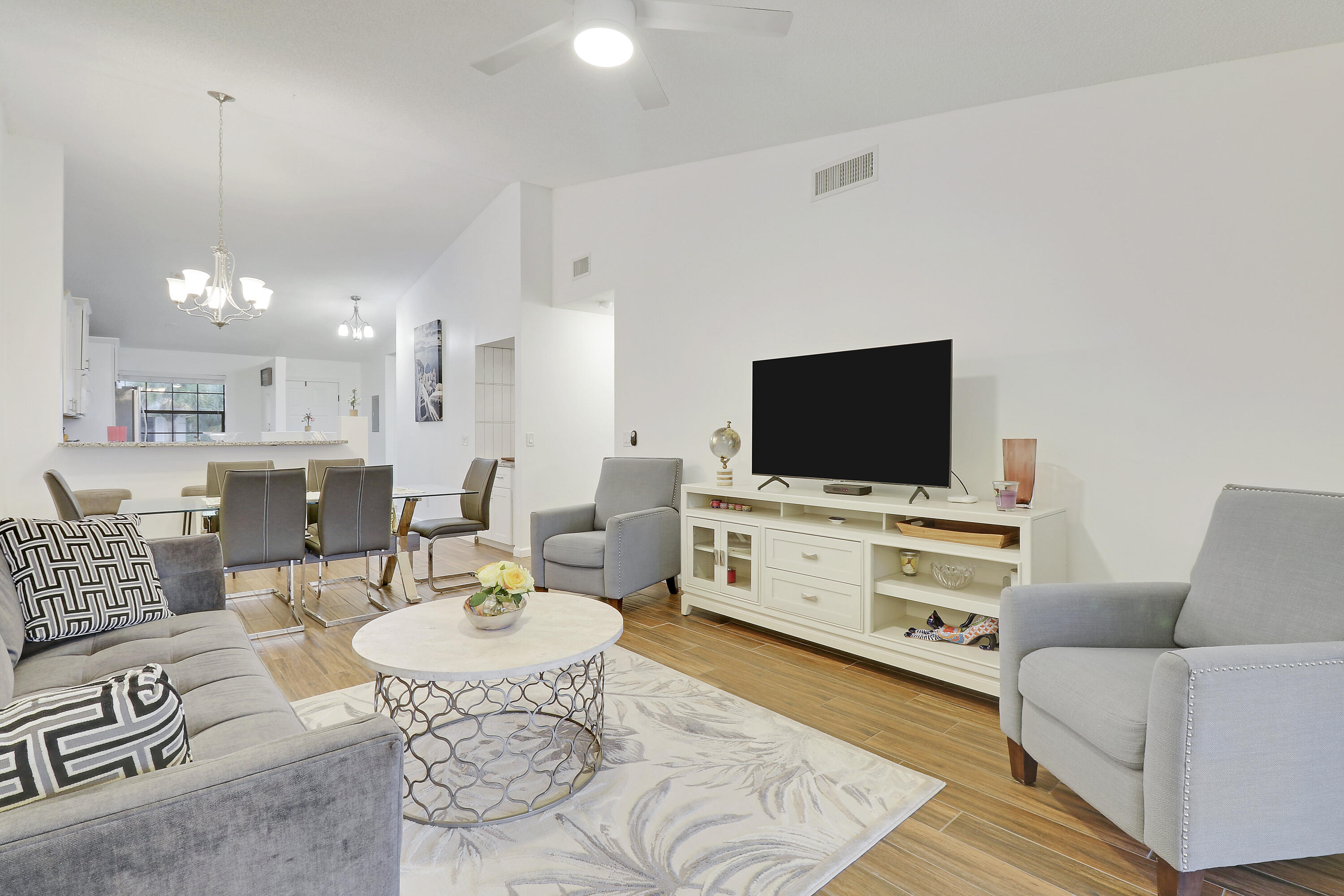 KEYSTONE CONDO - Residential