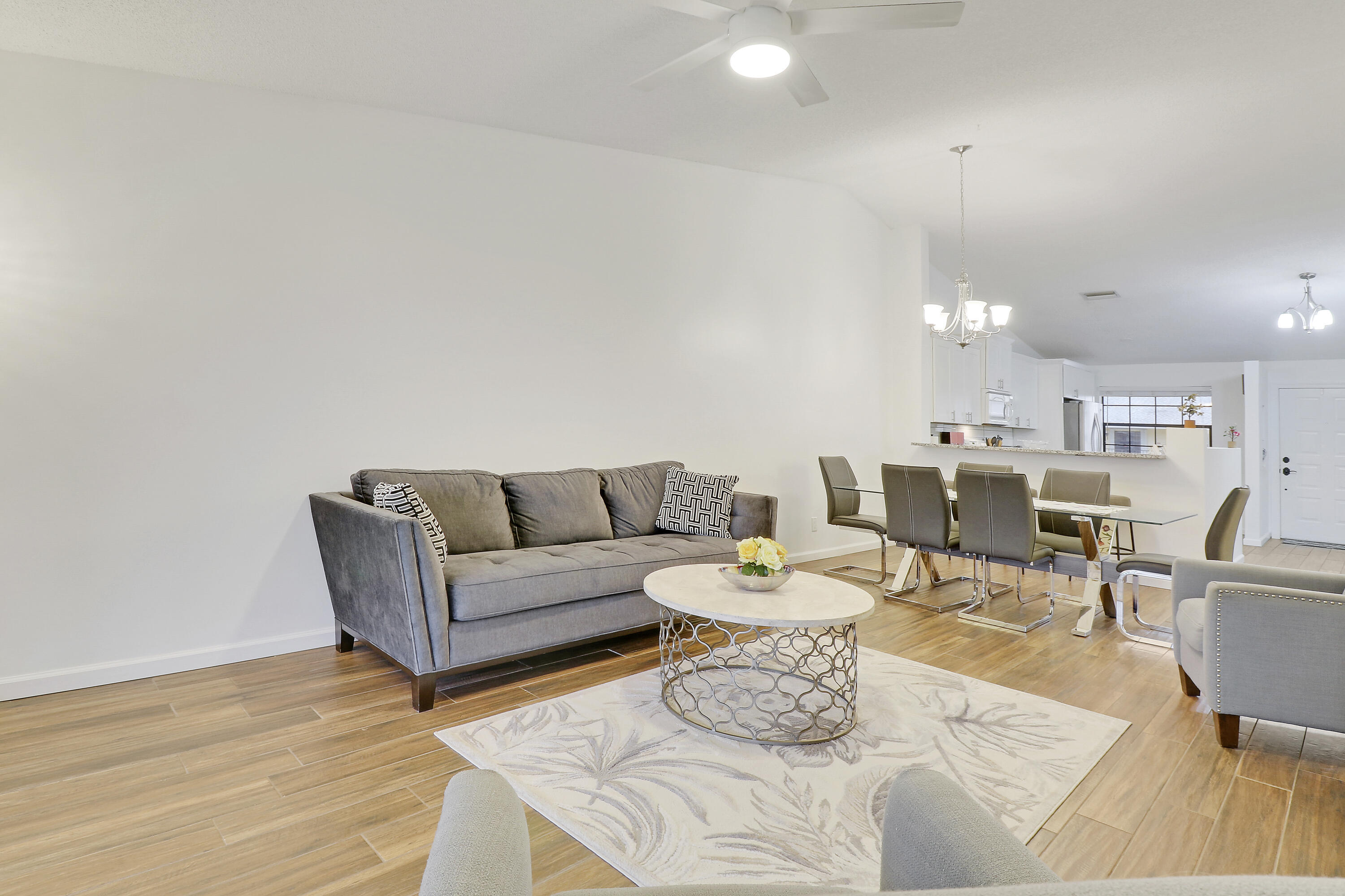 KEYSTONE CONDO - Residential