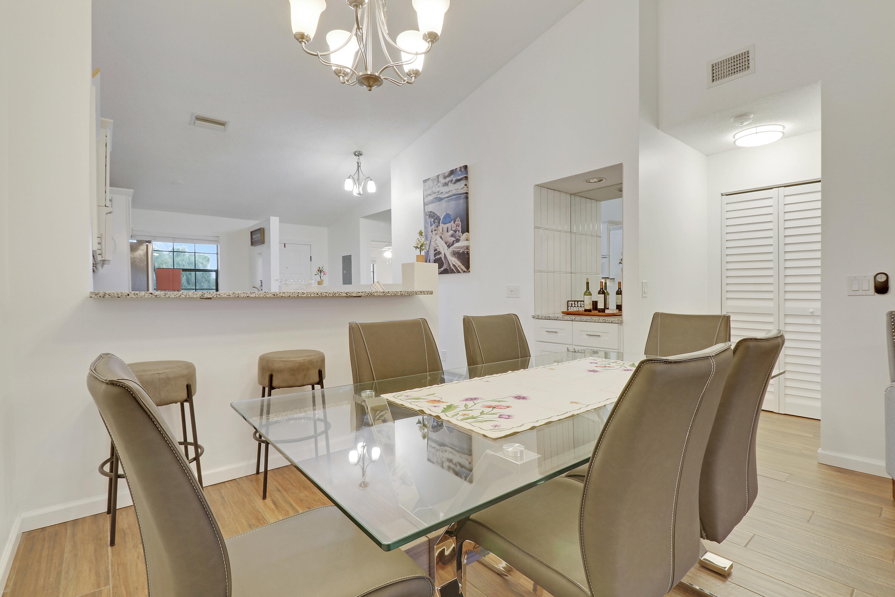 KEYSTONE CONDO - Residential