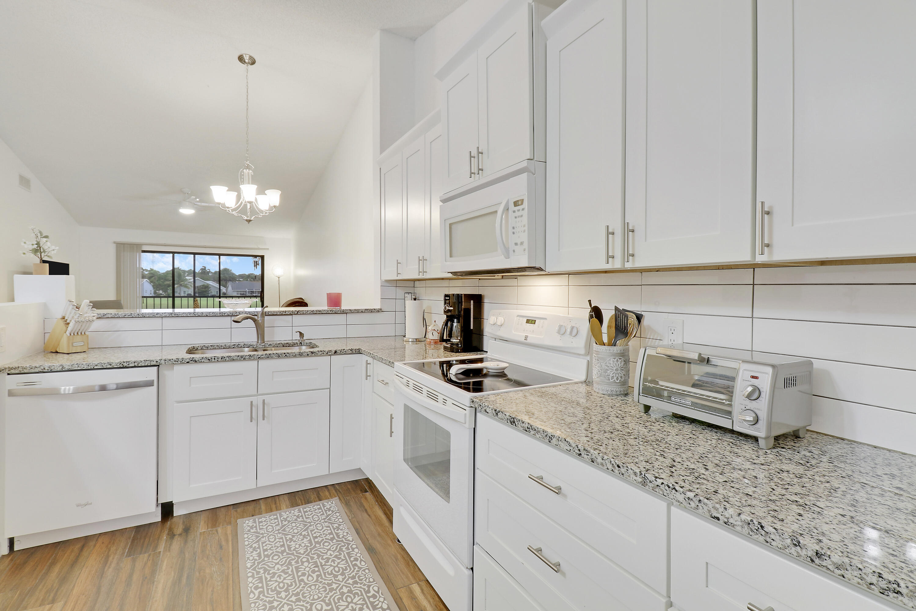 KEYSTONE CONDO - Residential