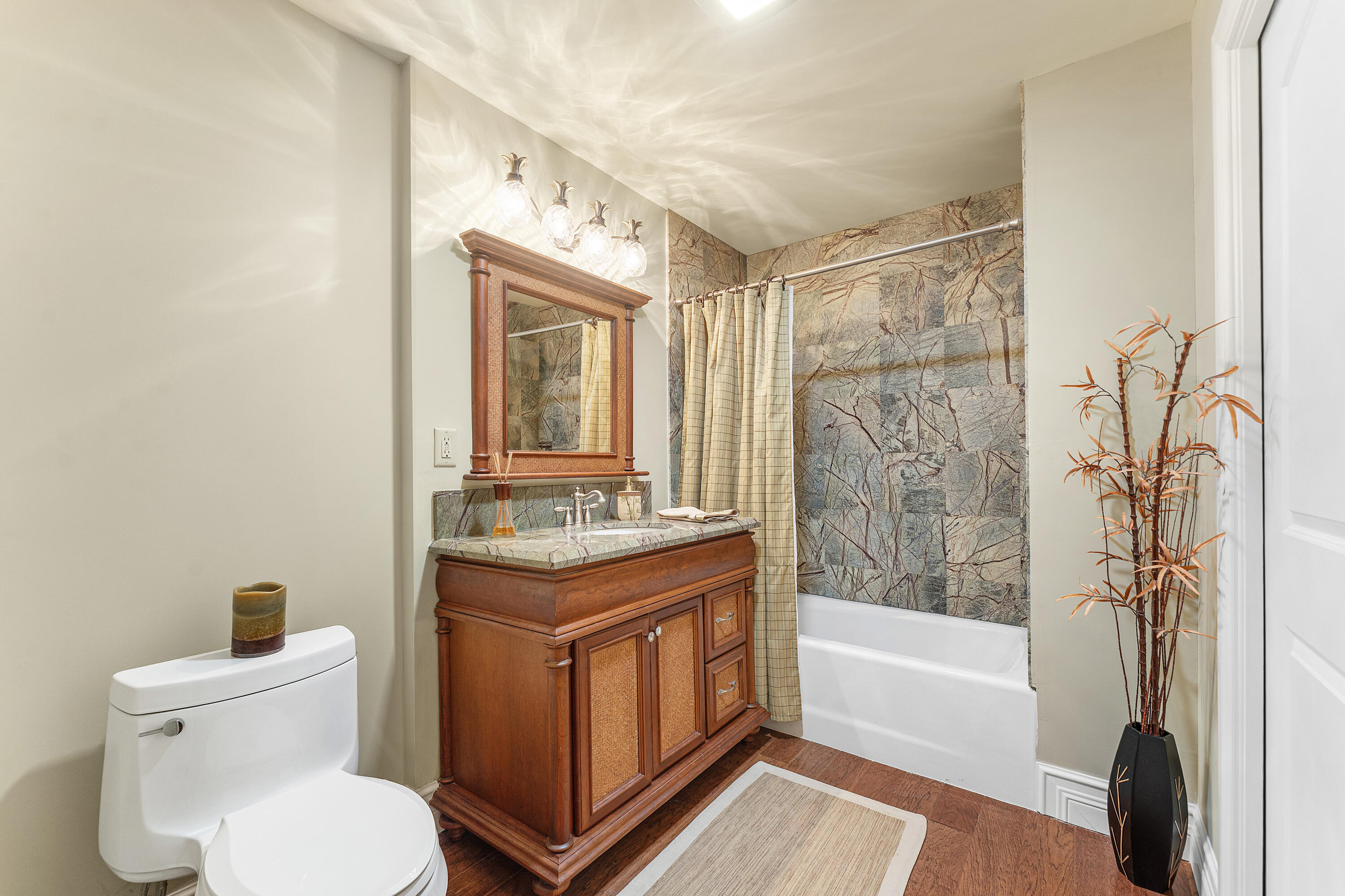 PINE TREE GOLF CLUB - Residential