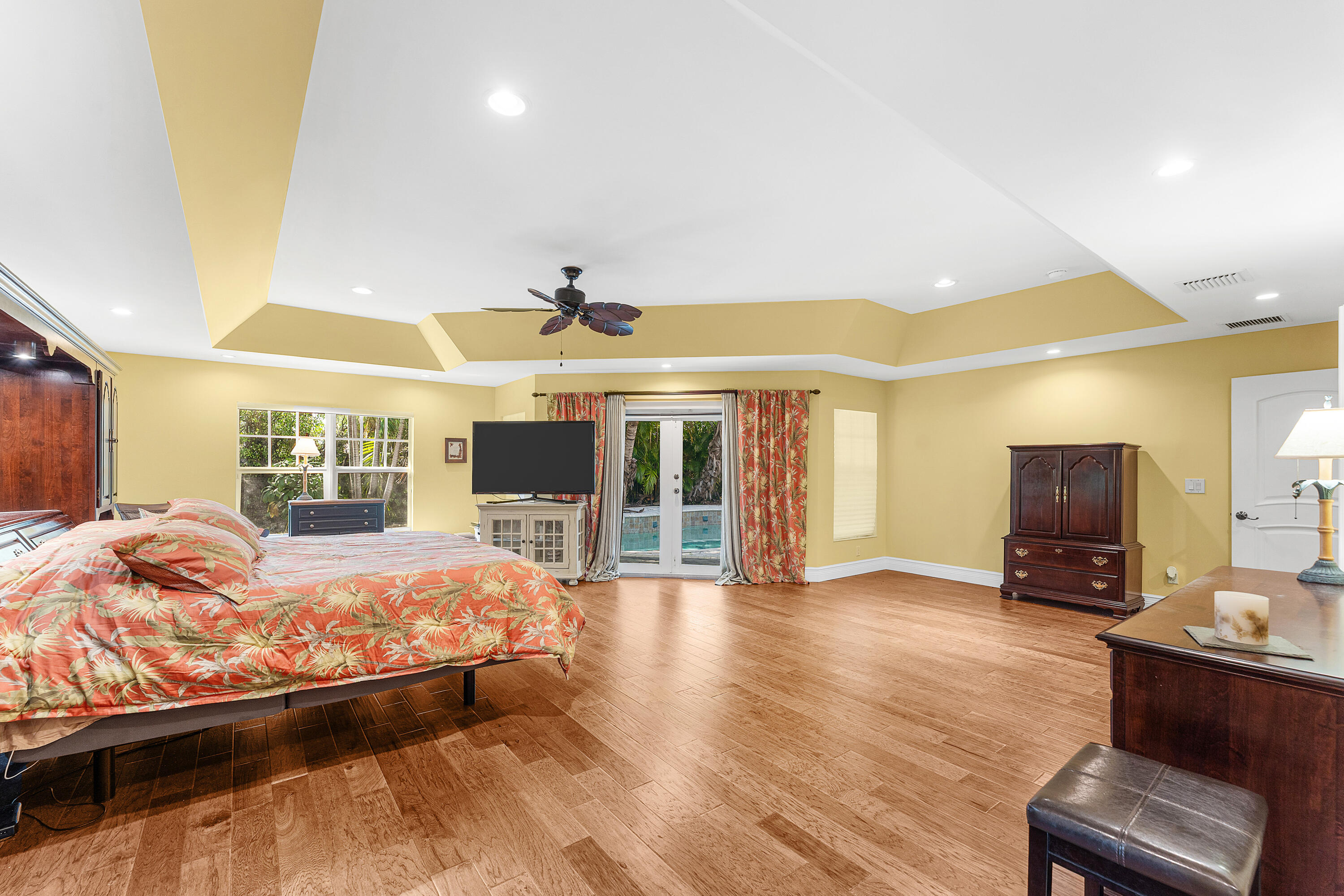 PINE TREE GOLF CLUB - Residential