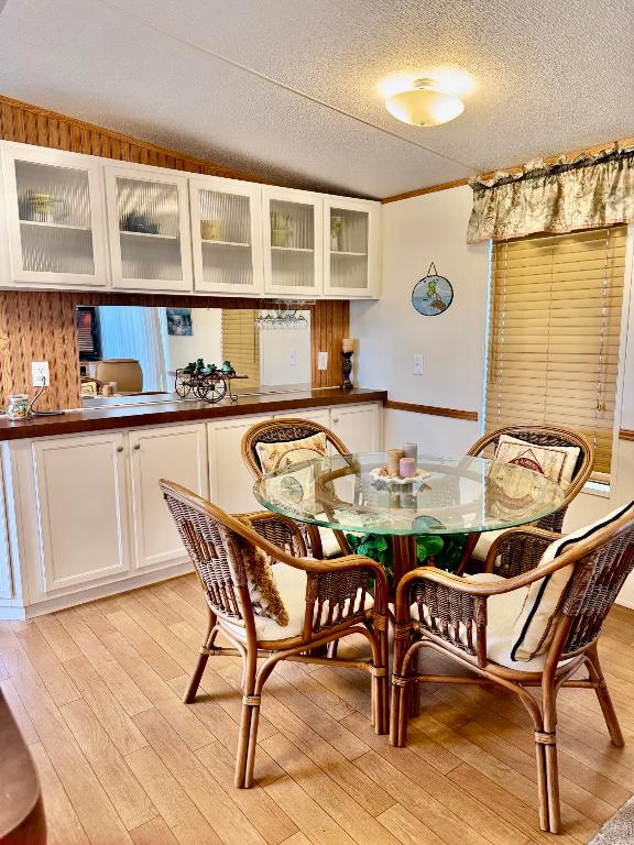 TAYLOR CREEK - Residential