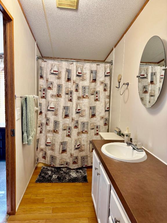 TAYLOR CREEK - Residential