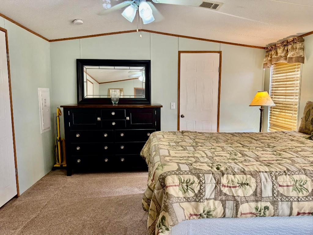 TAYLOR CREEK - Residential