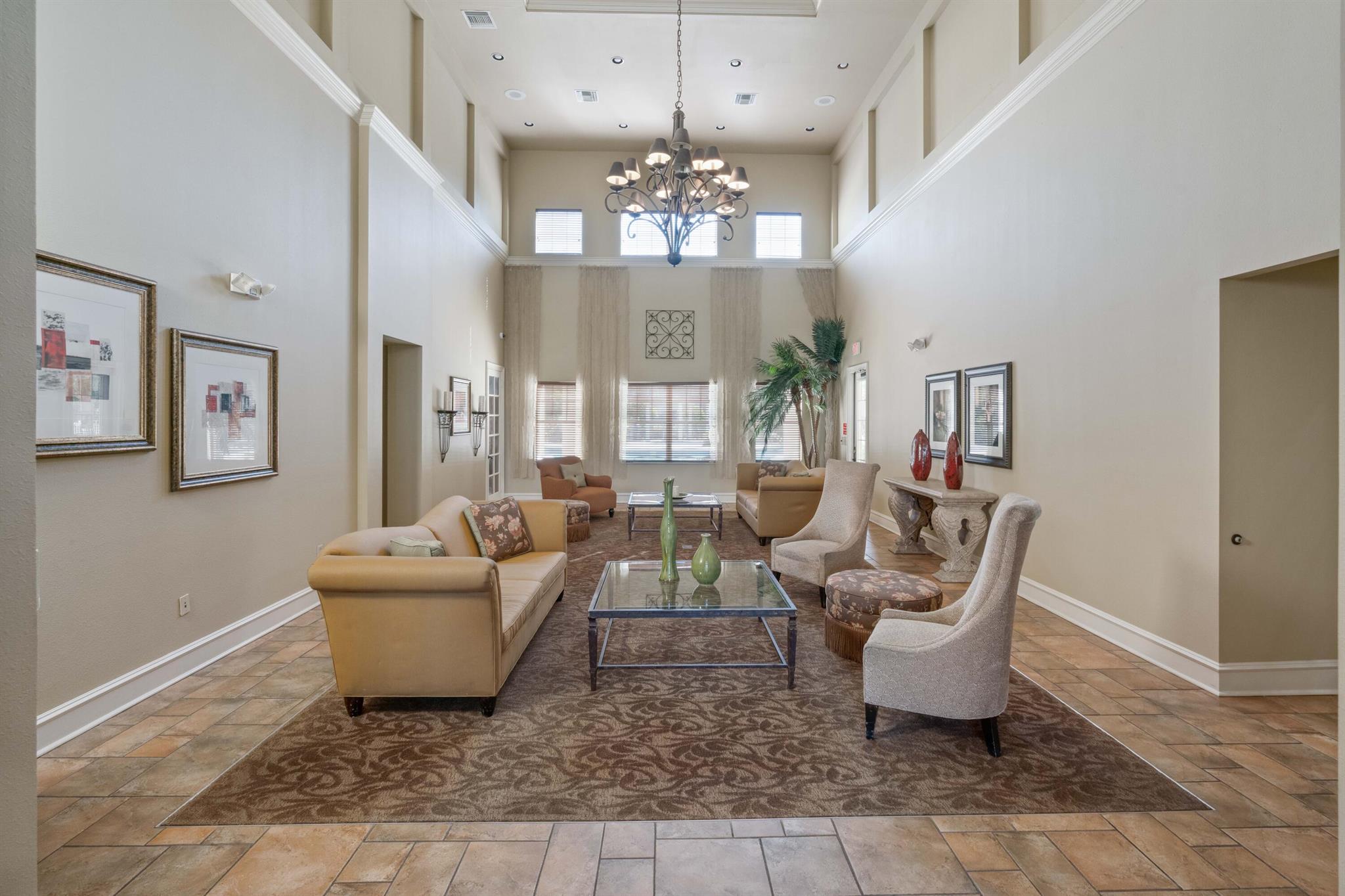 VILLAS AT EMERALD DUNES C - Residential Lease