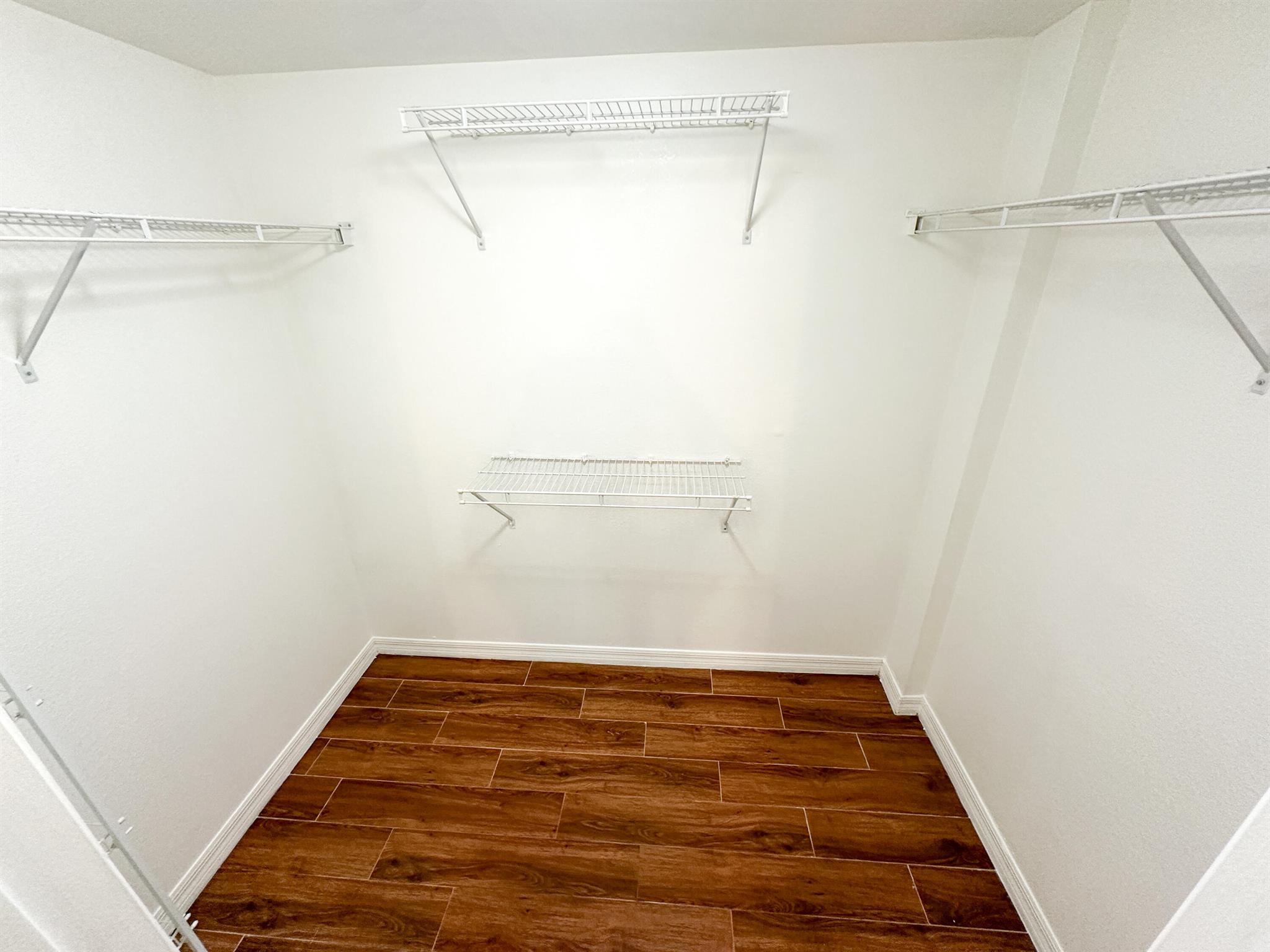 VILLAS AT EMERALD DUNES C - Residential Lease