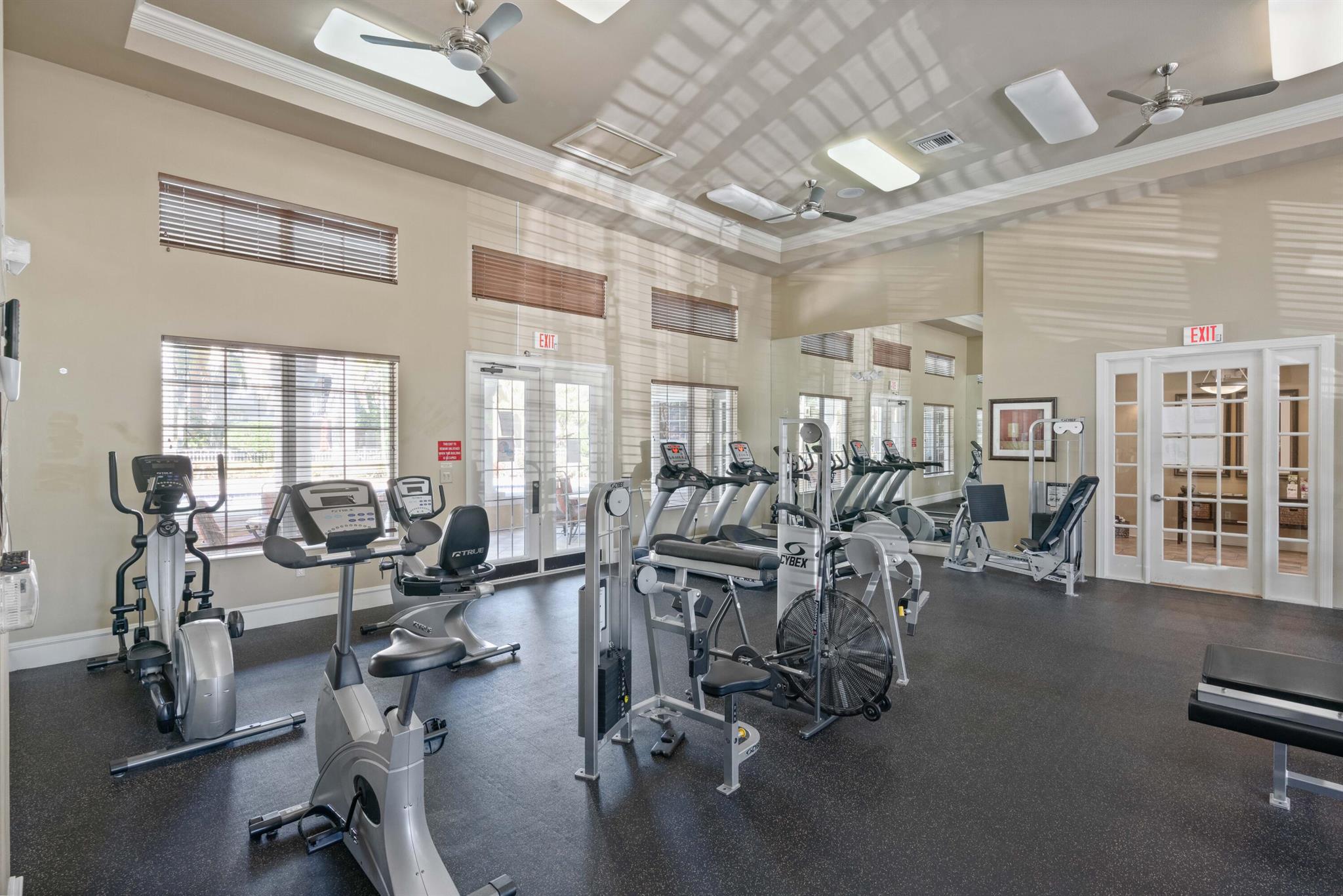 VILLAS AT EMERALD DUNES C - Residential Lease