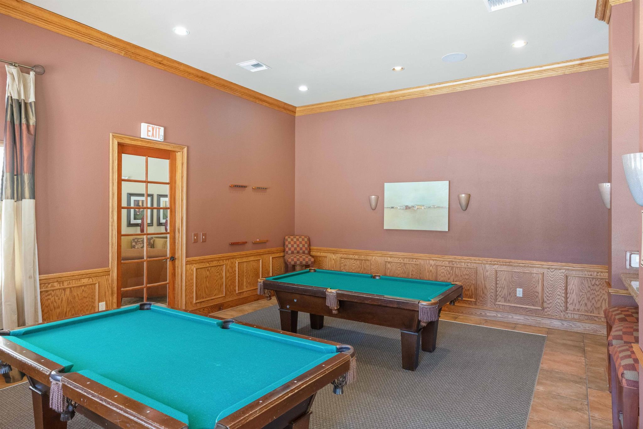 VILLAS AT EMERALD DUNES C - Residential Lease