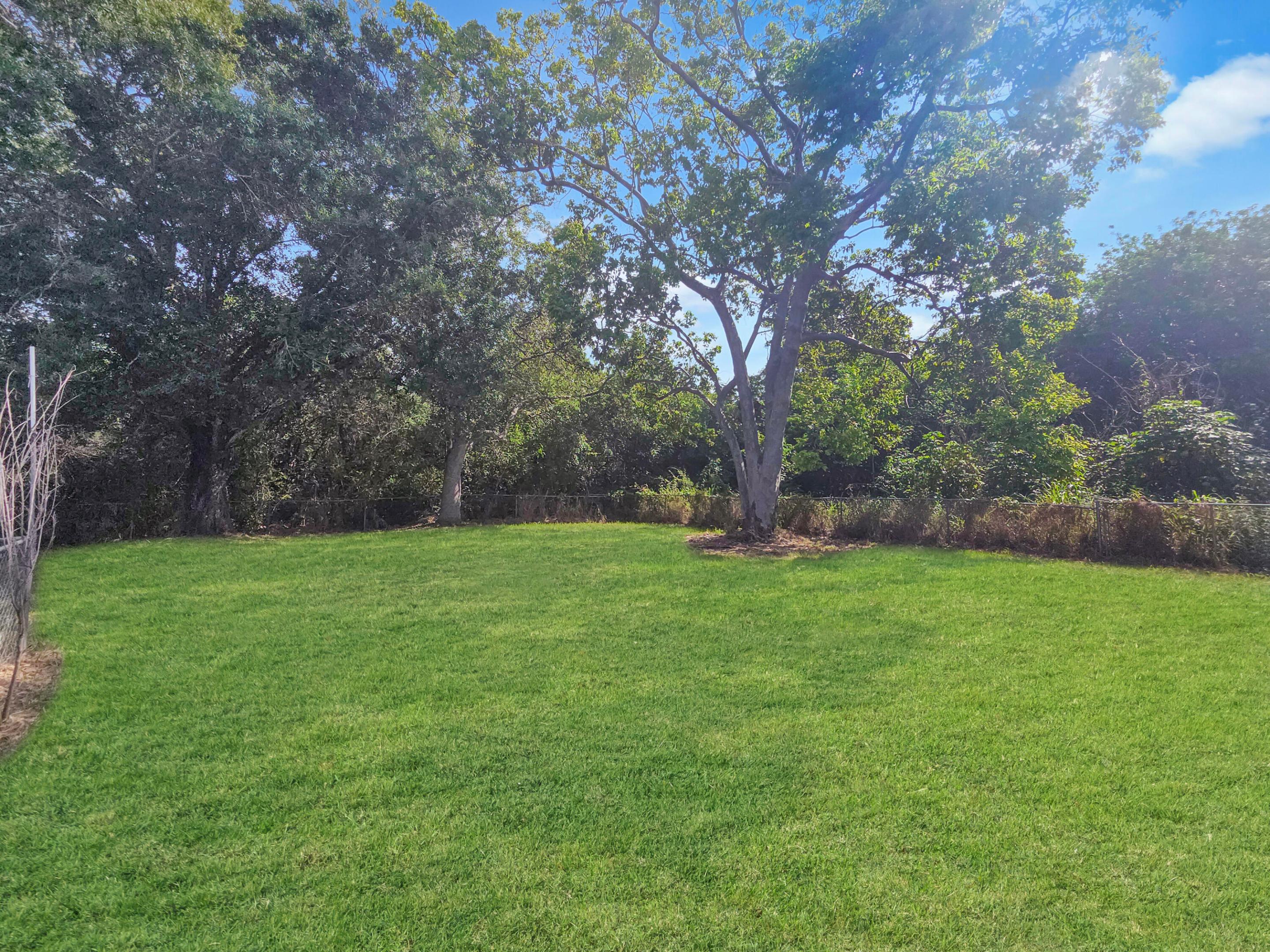 DIXIELAND SUBDIVISION - Residential Income