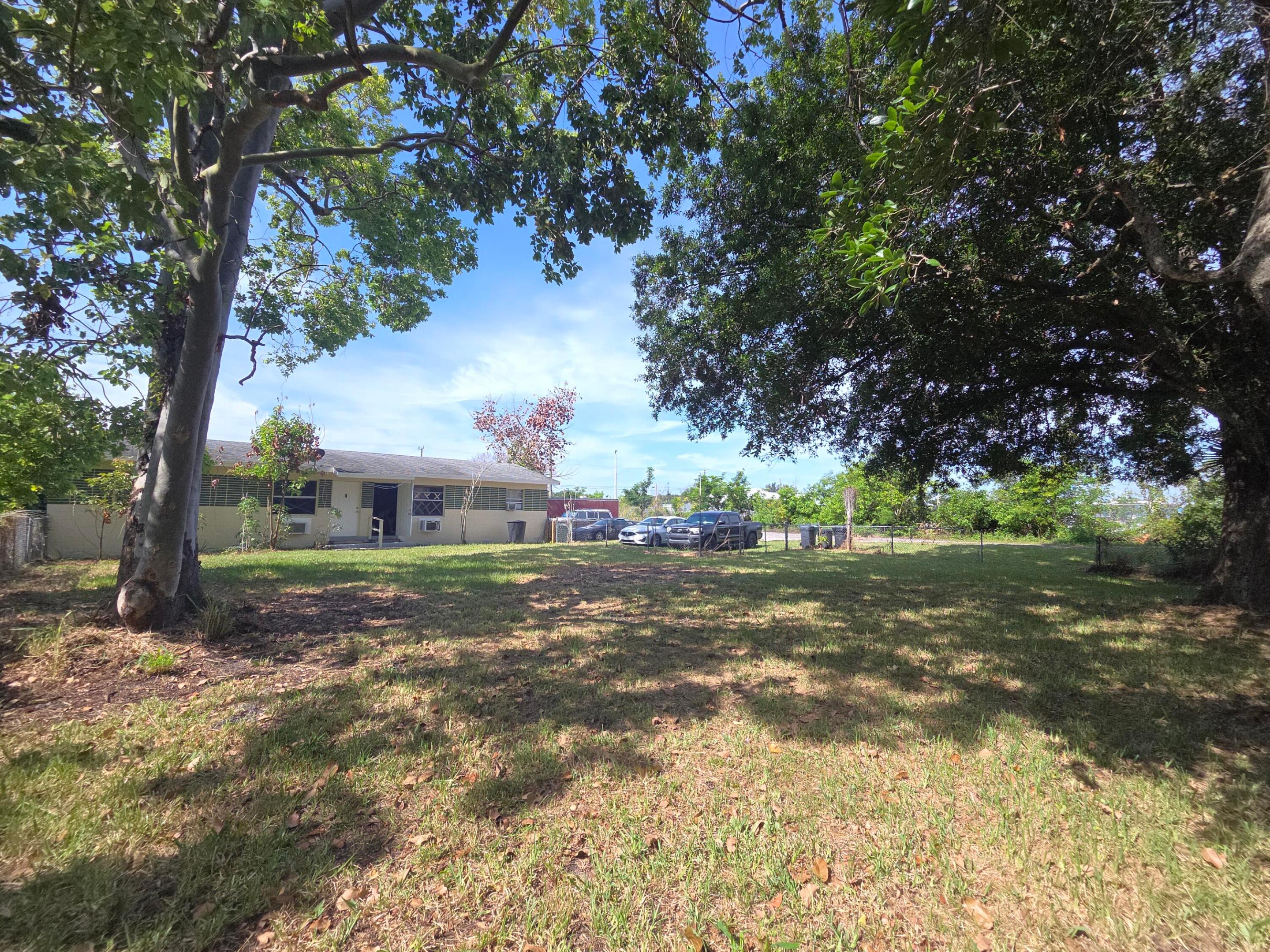 DIXIELAND SUBDIVISION - Residential Income