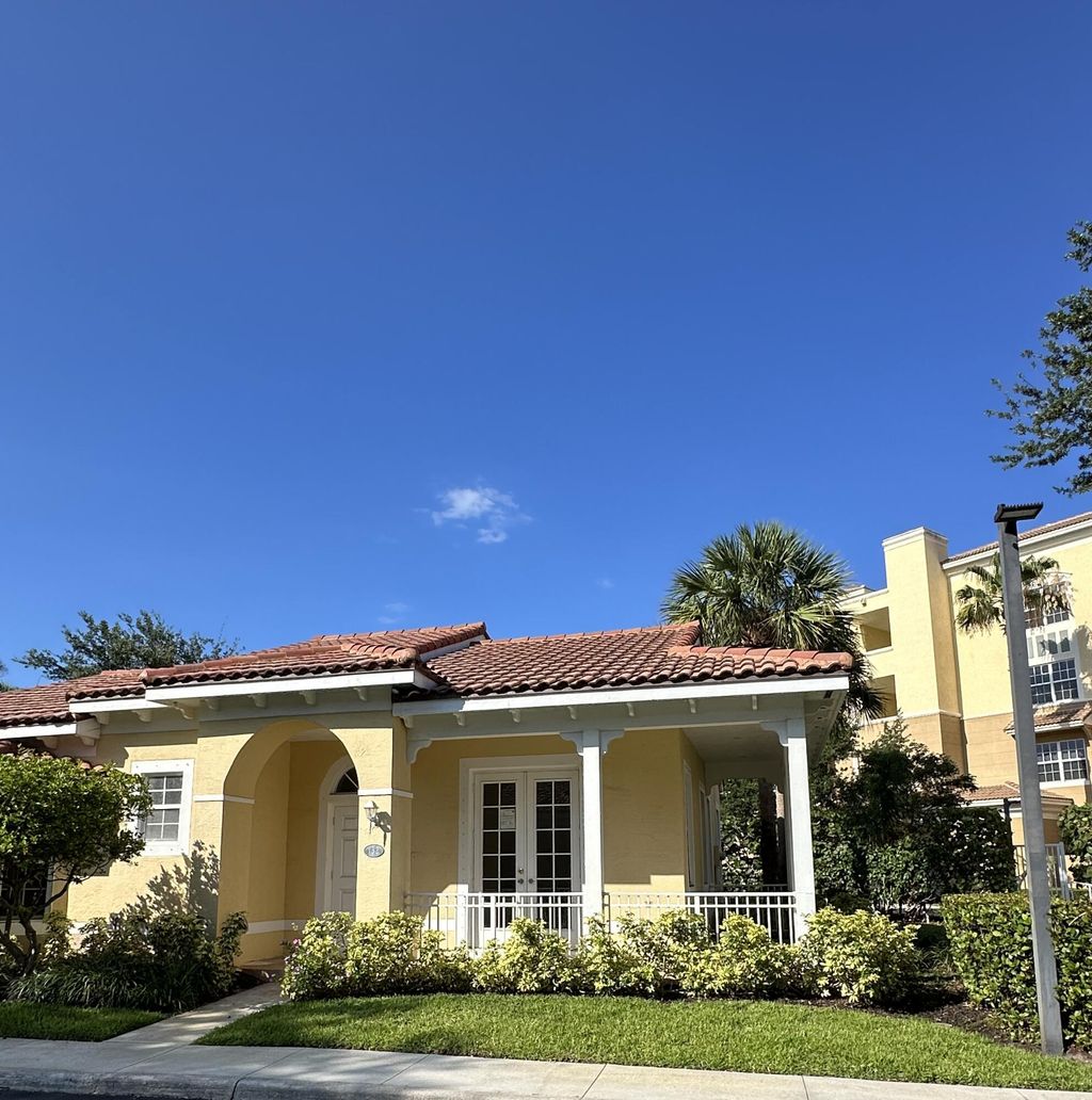 Photo of 132 Mangrove Bay Way, Jupiter, FL 33477 (MLS # B26030441)