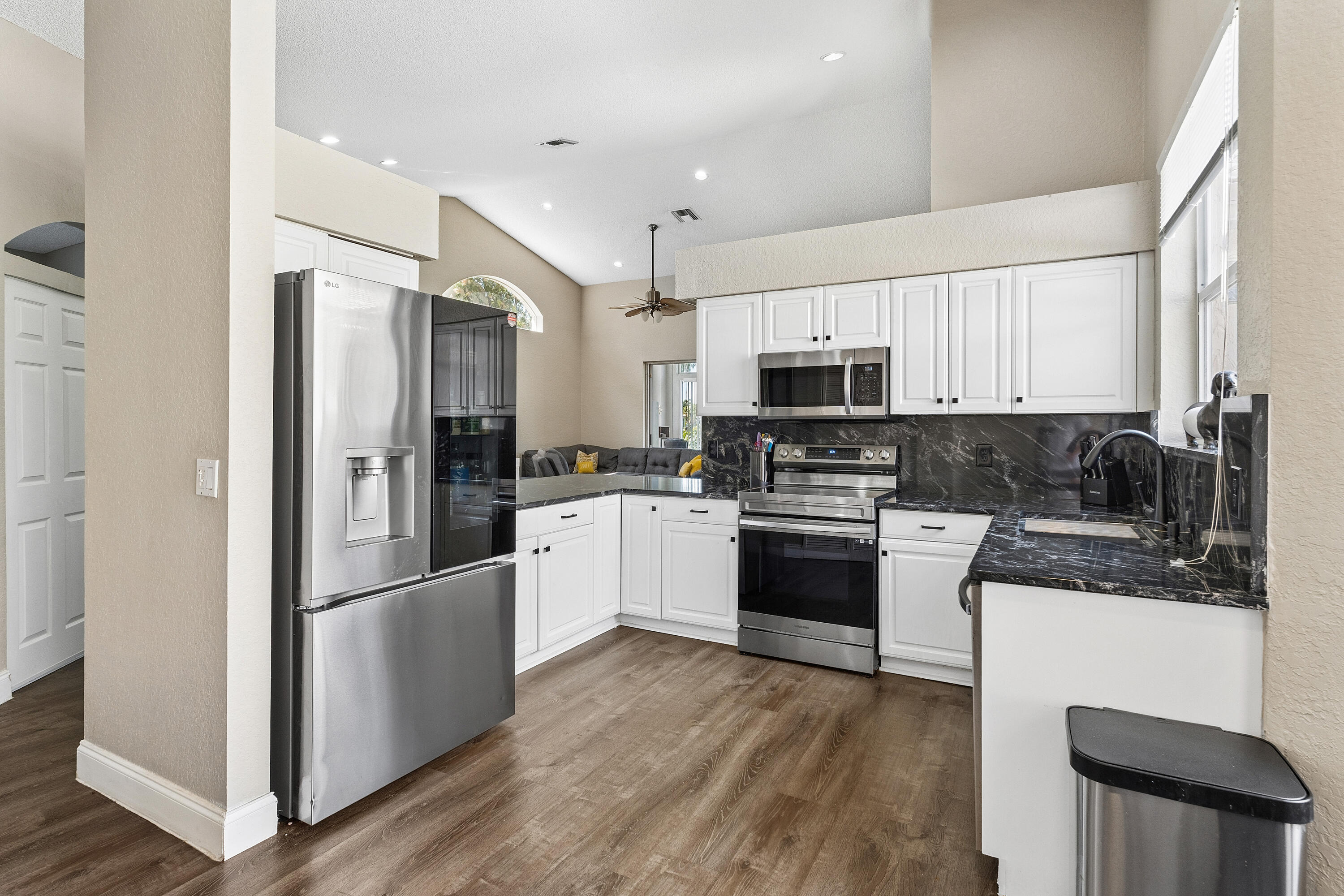 ABERDEEN COUNTRY CLUB - Residential