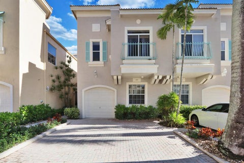 Featured picture for the property R10679056