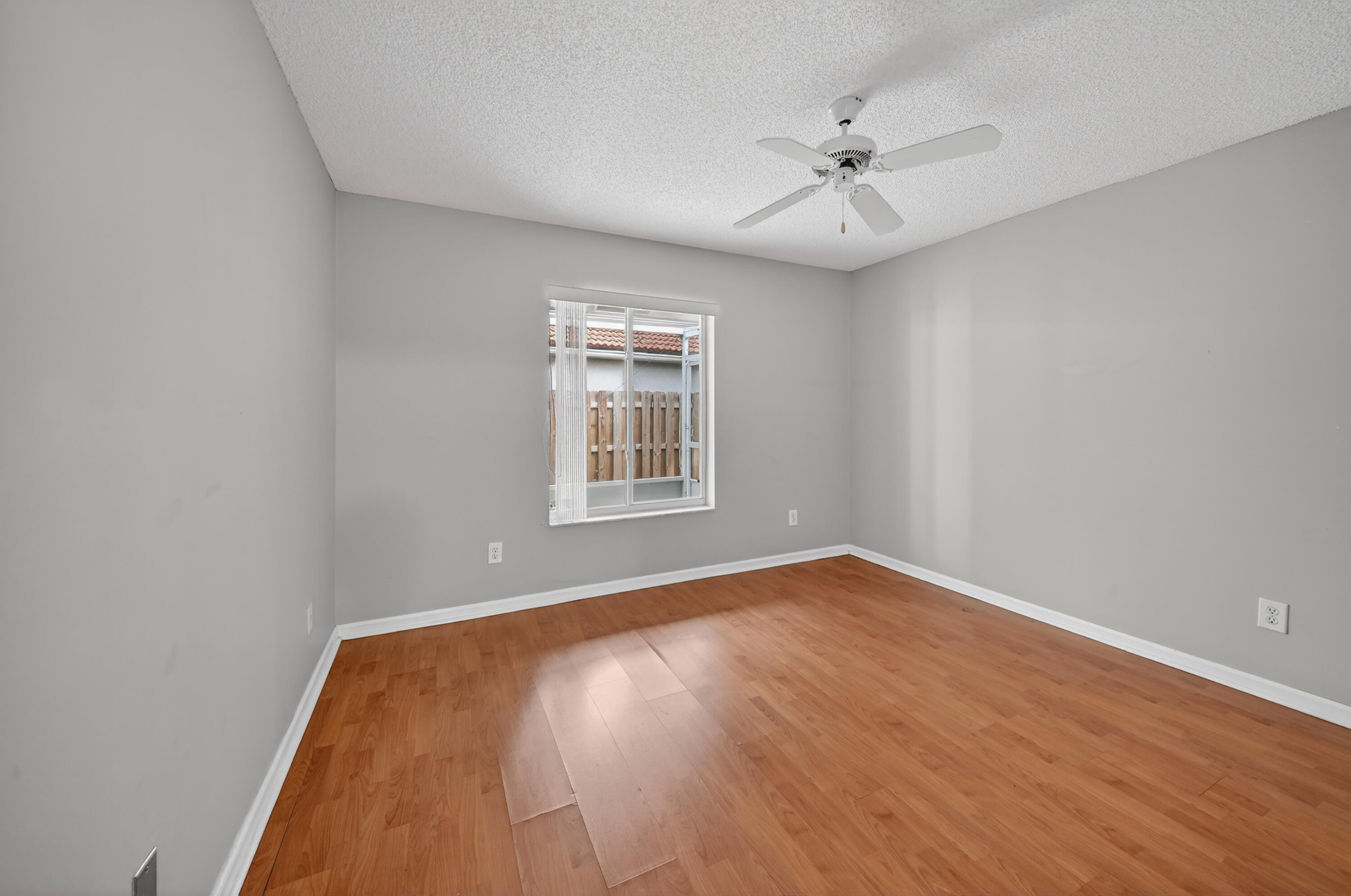 CENTRAL PARK LAKE - Residential