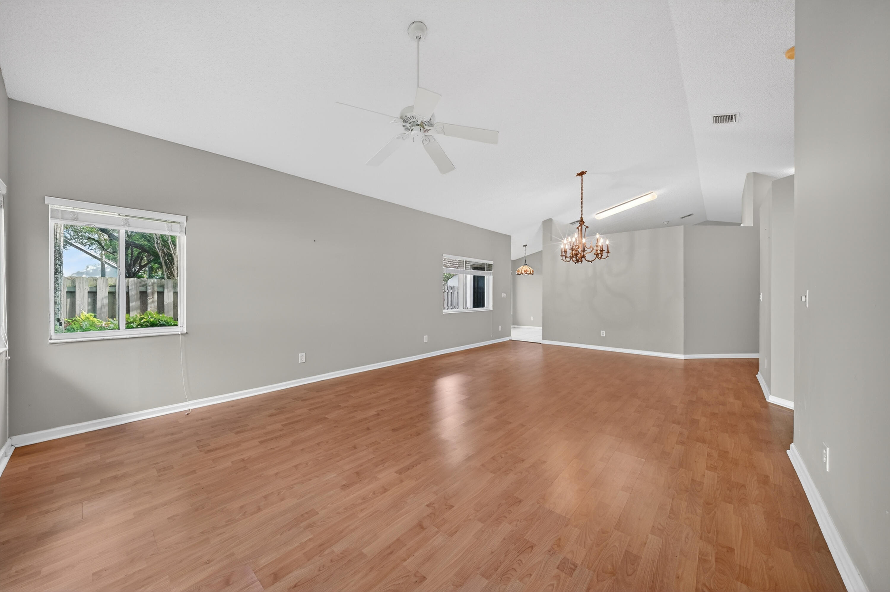 CENTRAL PARK LAKE - Residential