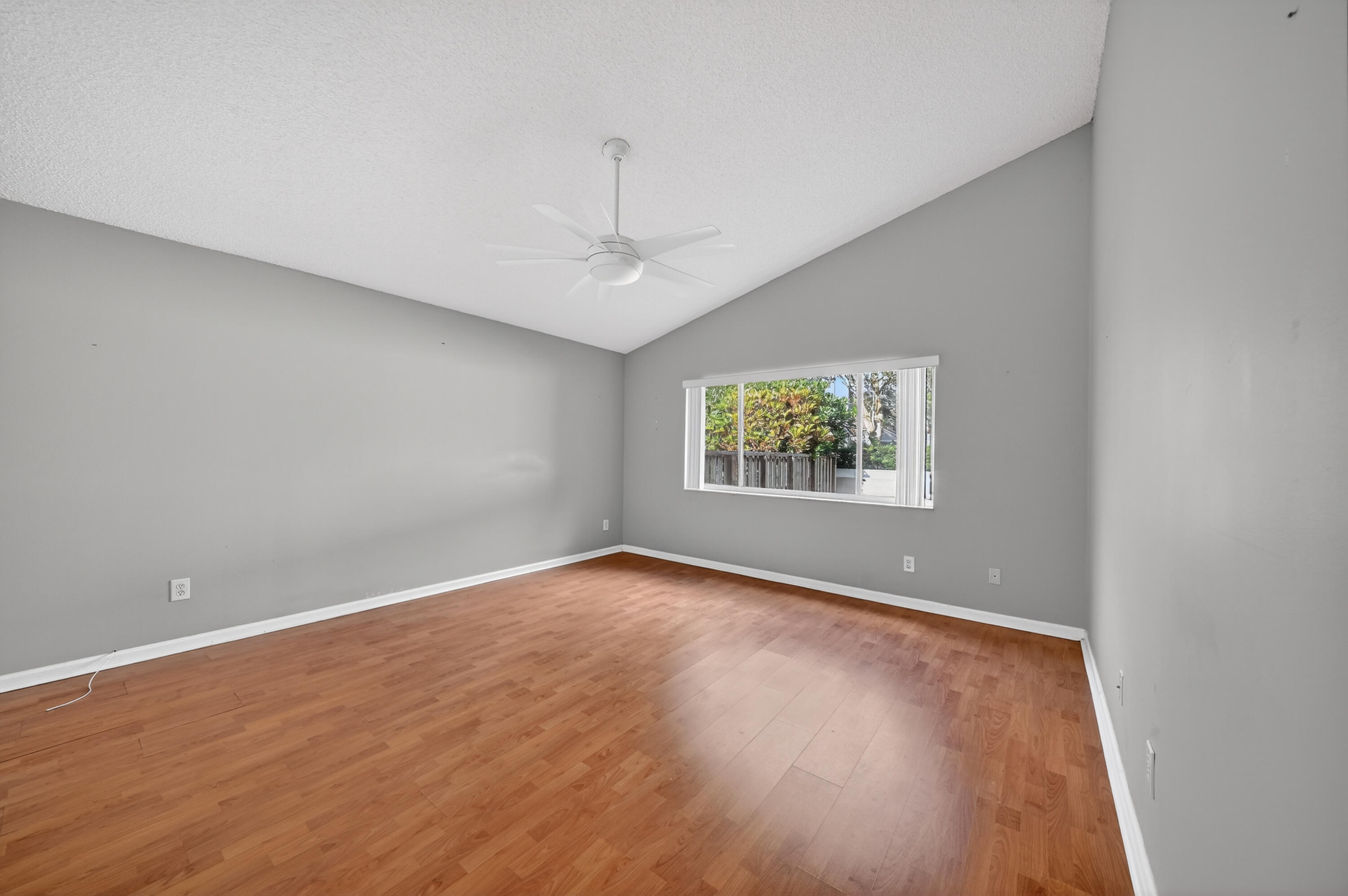 CENTRAL PARK LAKE - Residential