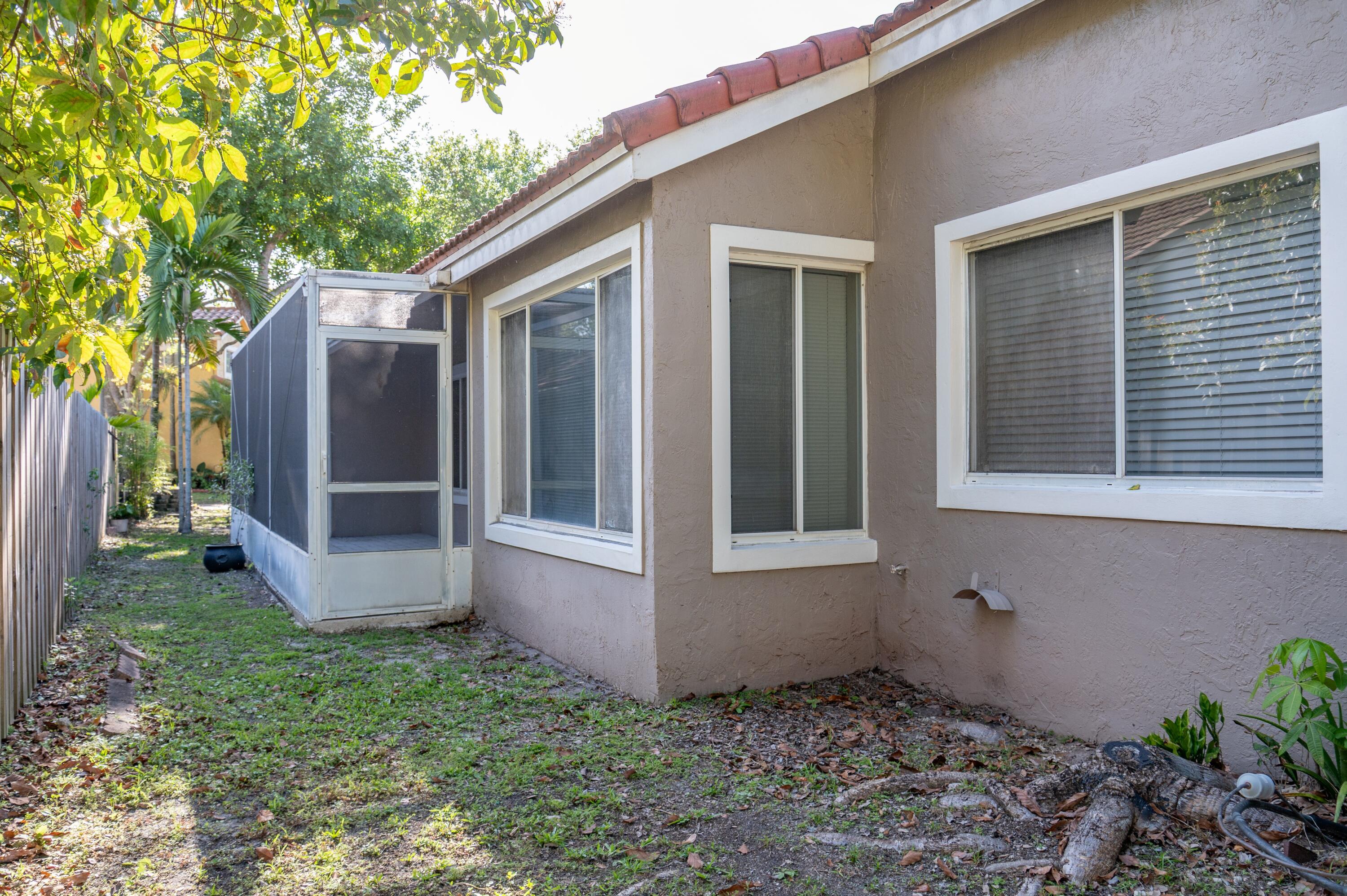 CENTRAL PARK LAKE - Residential