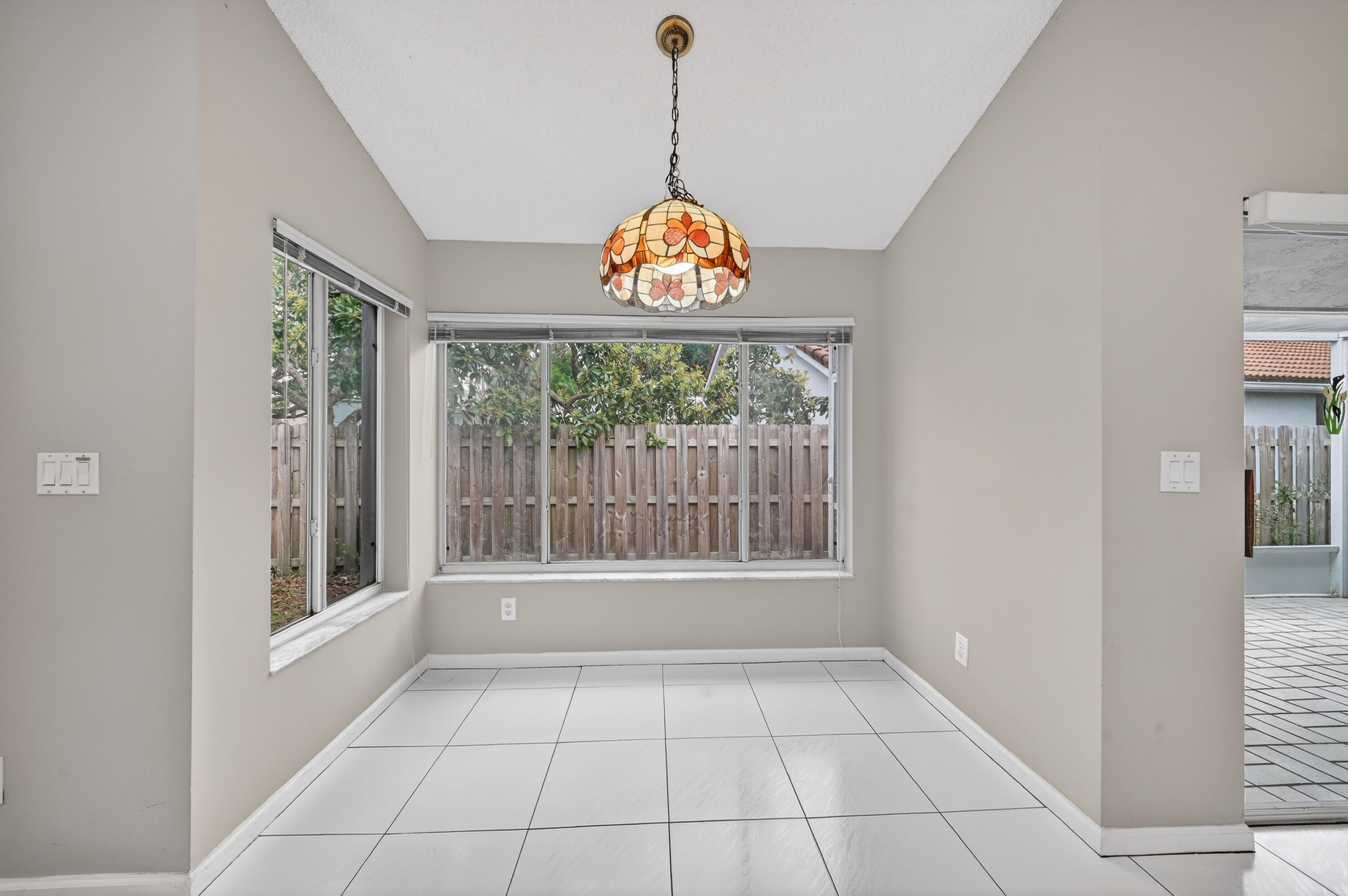 CENTRAL PARK LAKE - Residential