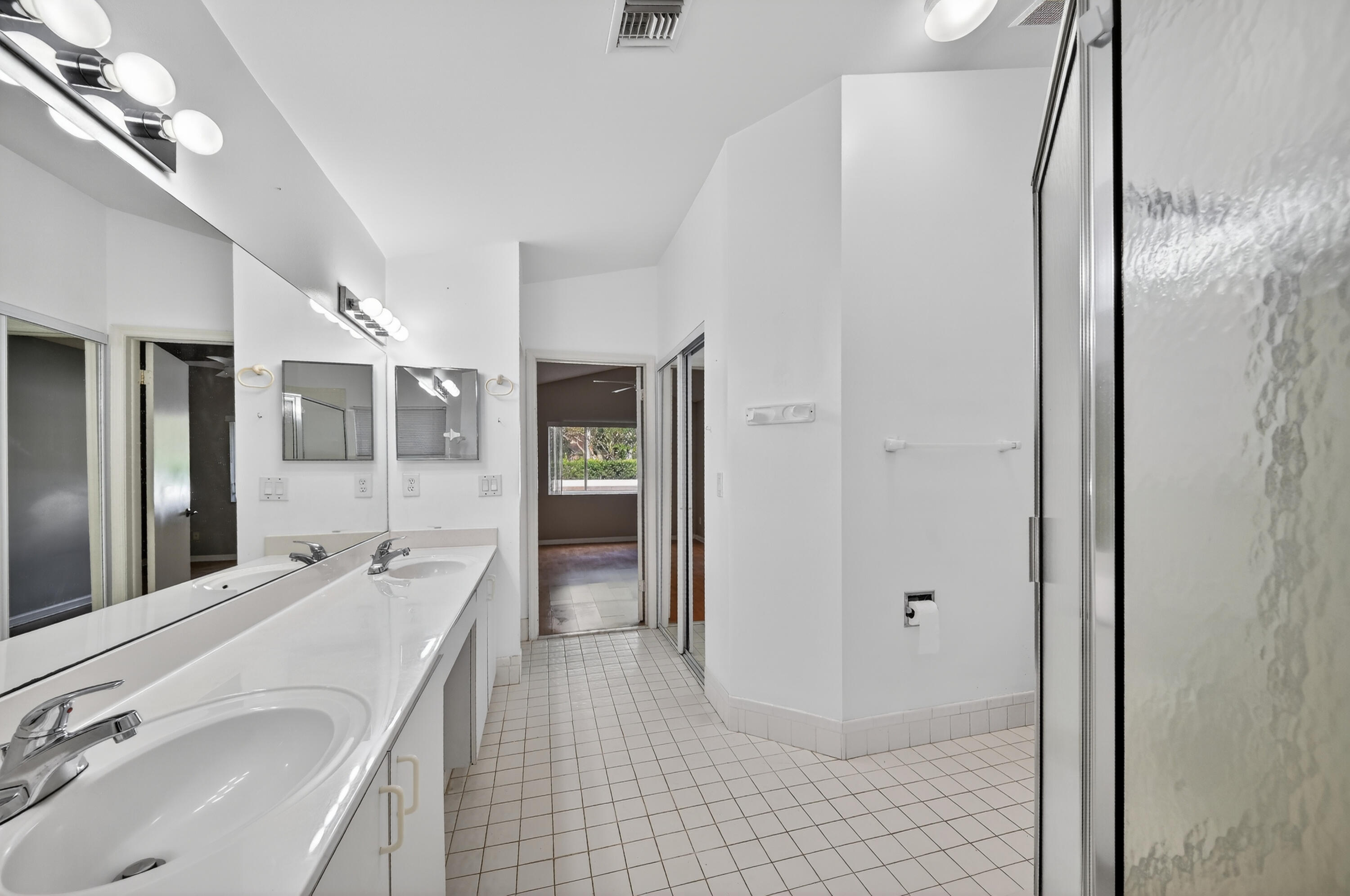 CENTRAL PARK LAKE - Residential