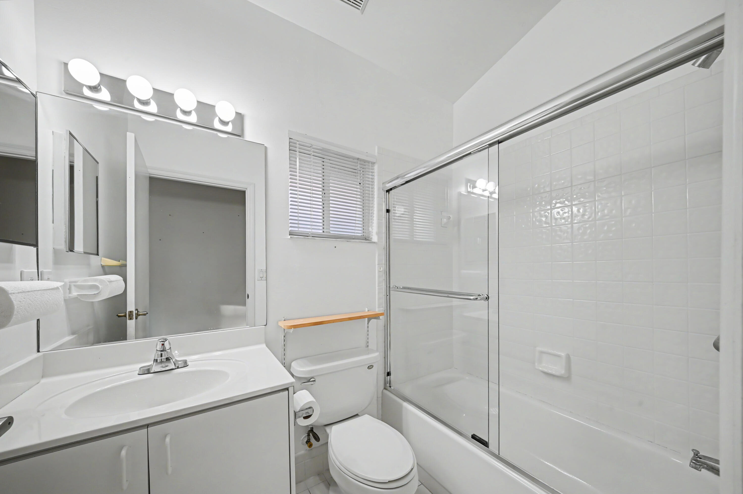 CENTRAL PARK LAKE - Residential