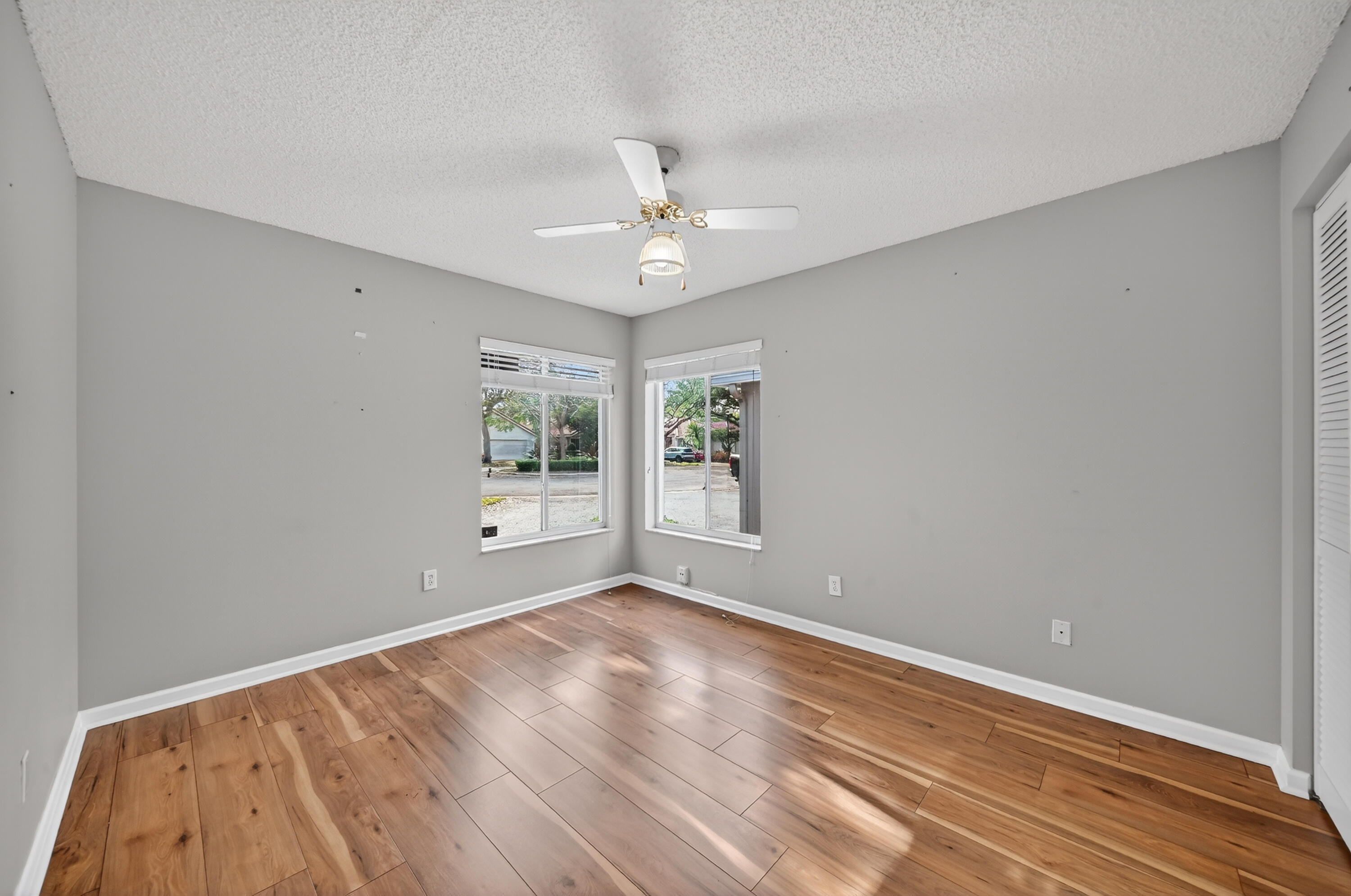 CENTRAL PARK LAKE - Residential