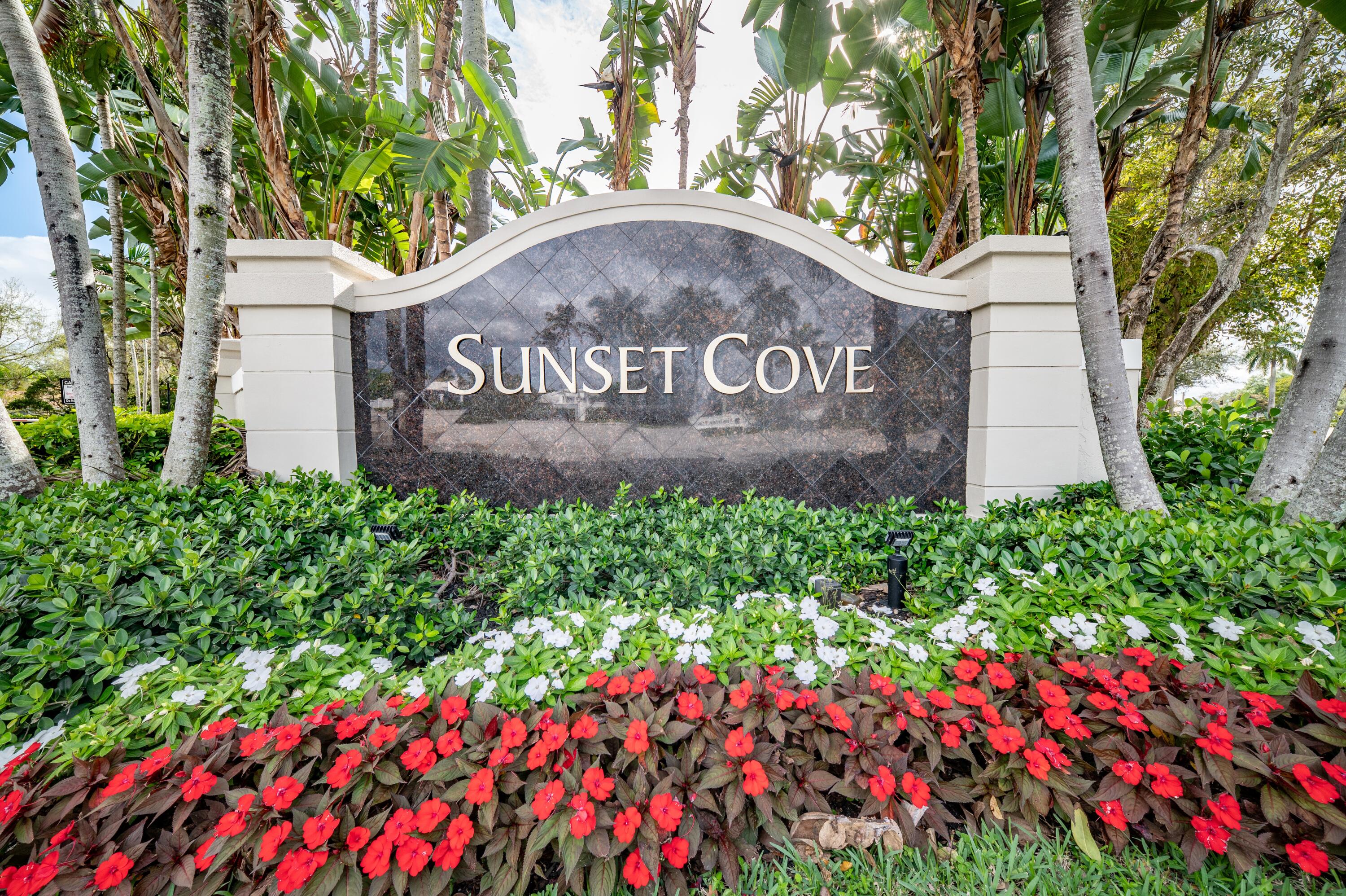 CENTRAL PARK LAKE - Residential