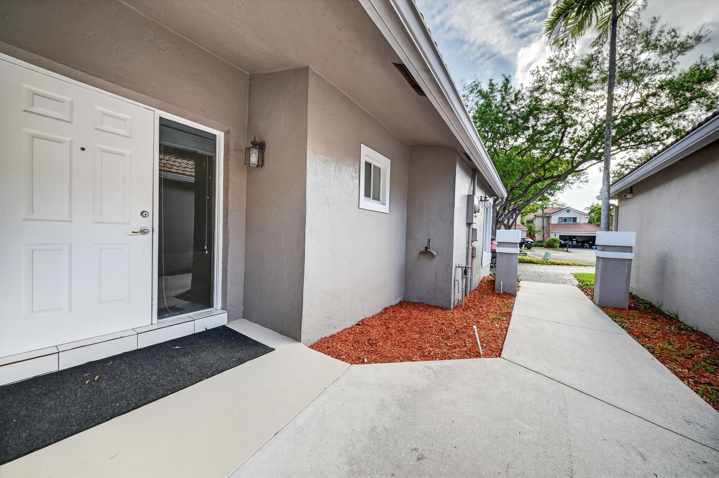 CENTRAL PARK LAKE - Residential