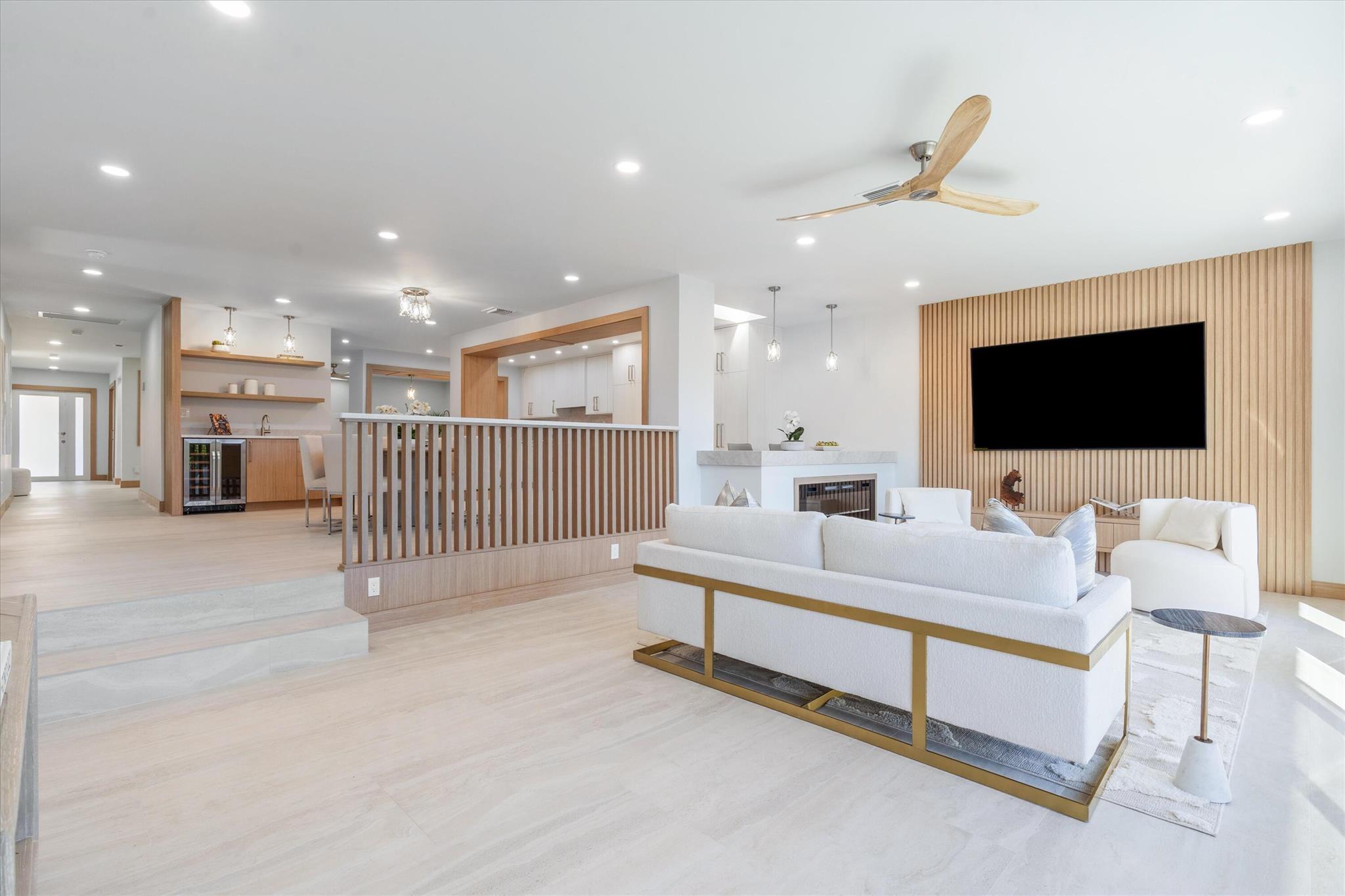 BAYTOWNE OF JONATHANS LAN - Residential