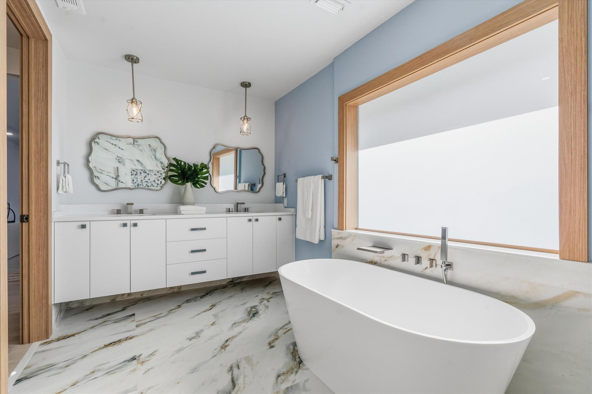 BAYTOWNE OF JONATHANS LAN - Residential