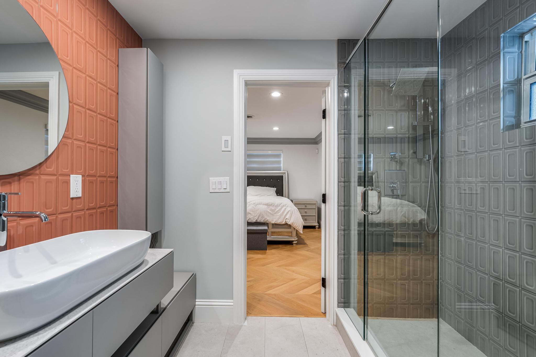 Hollywood Hills 6-22 B - Residential