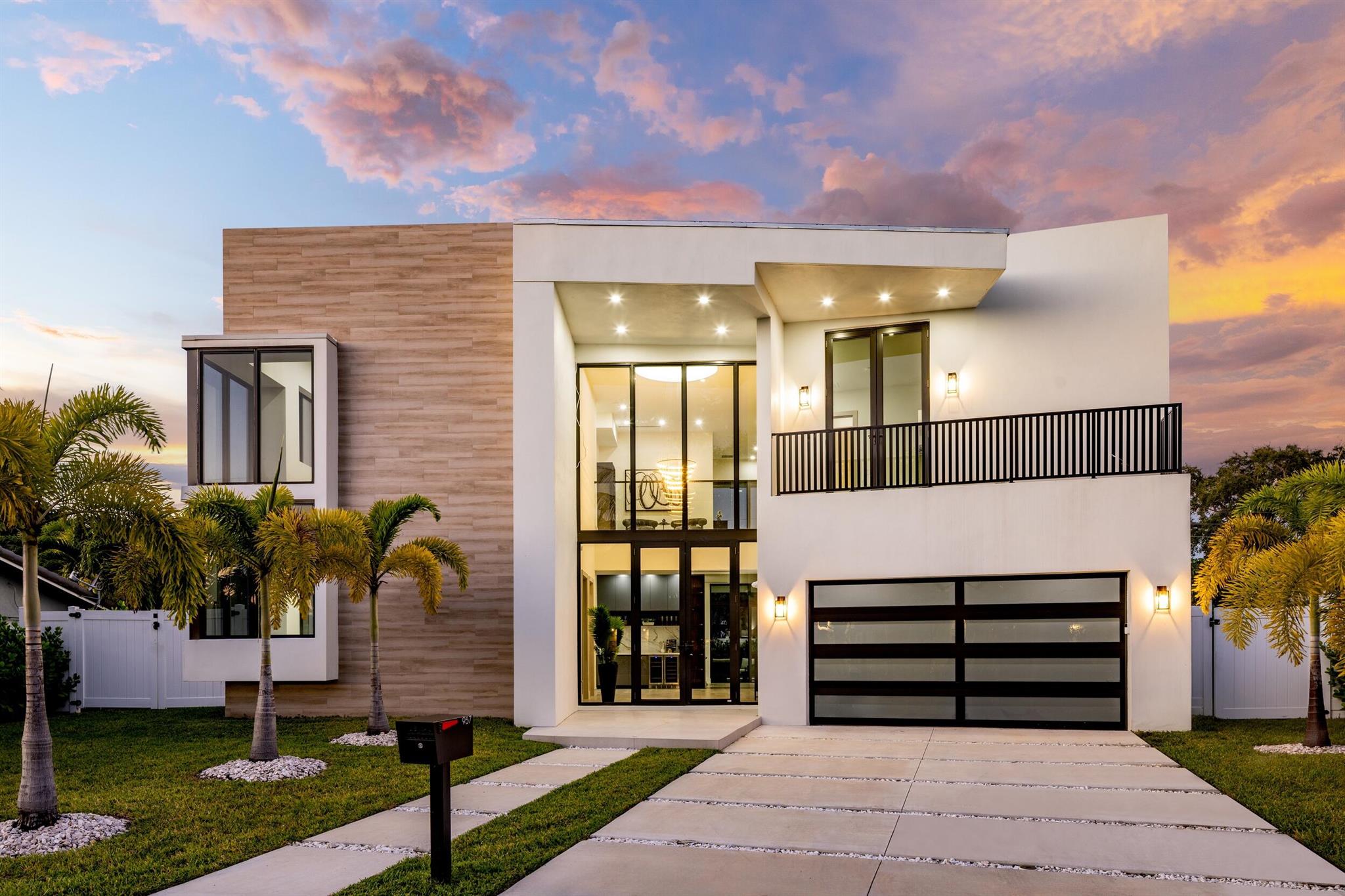 BOCA RATON SQUARE UNIT 2 - Residential