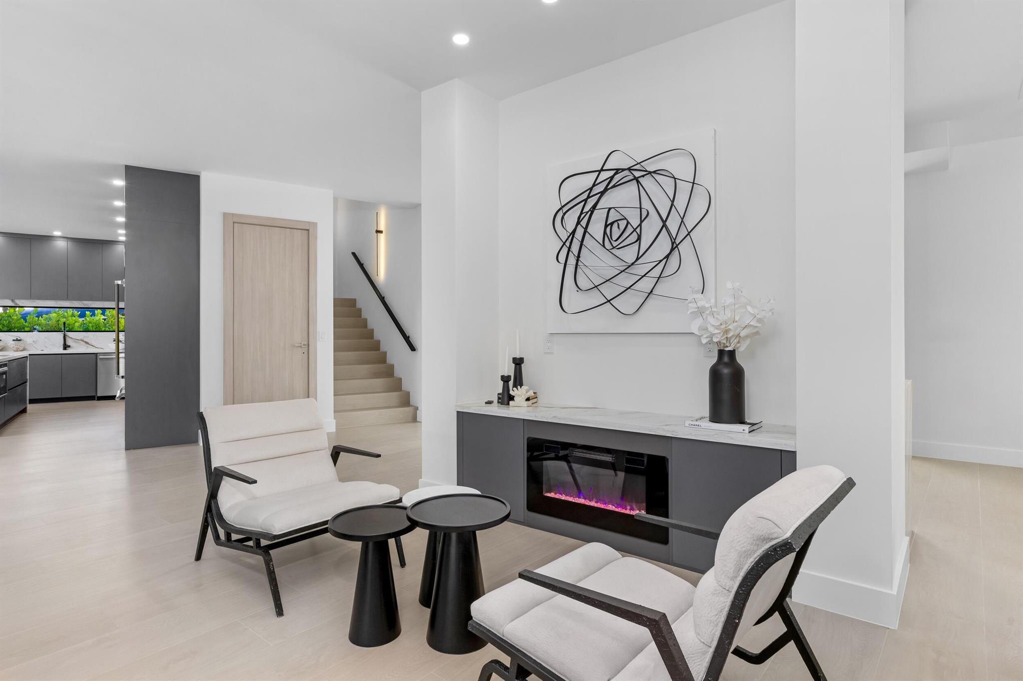 BOCA RATON SQUARE UNIT 2 - Residential