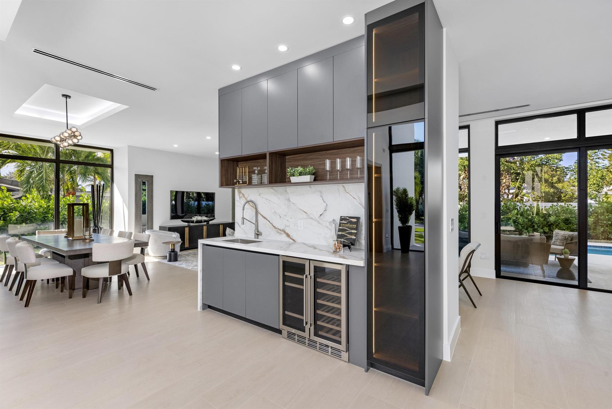 BOCA RATON SQUARE UNIT 2 - Residential