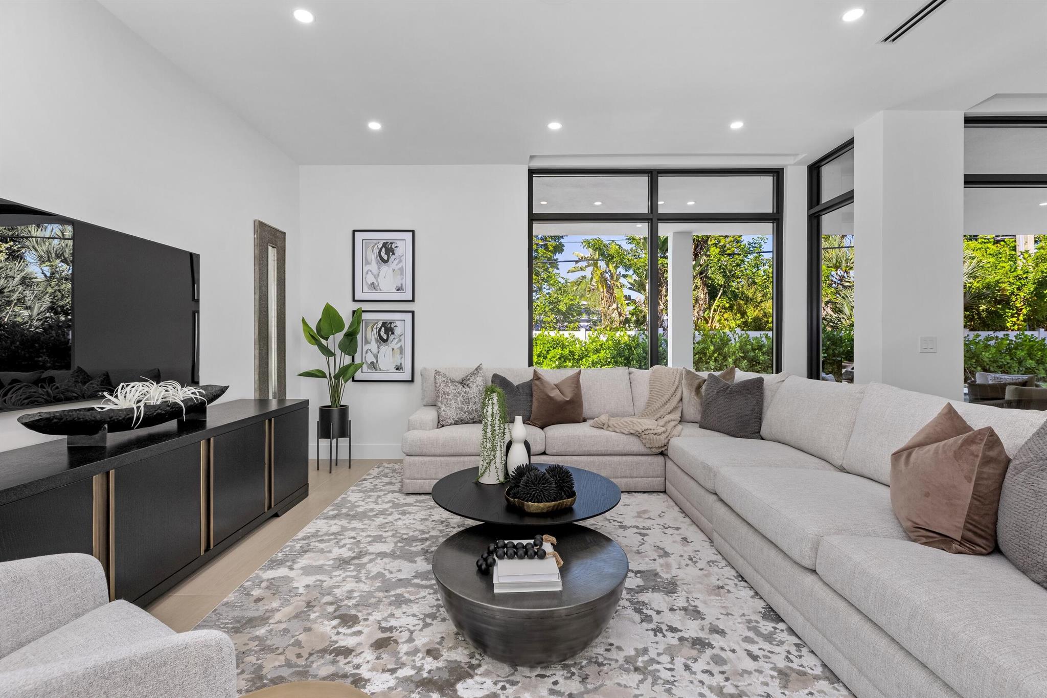 BOCA RATON SQUARE UNIT 2 - Residential