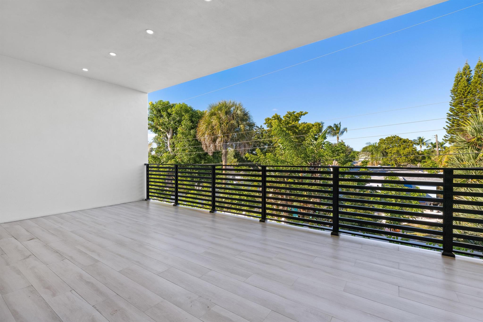 BOCA RATON SQUARE UNIT 2 - Residential