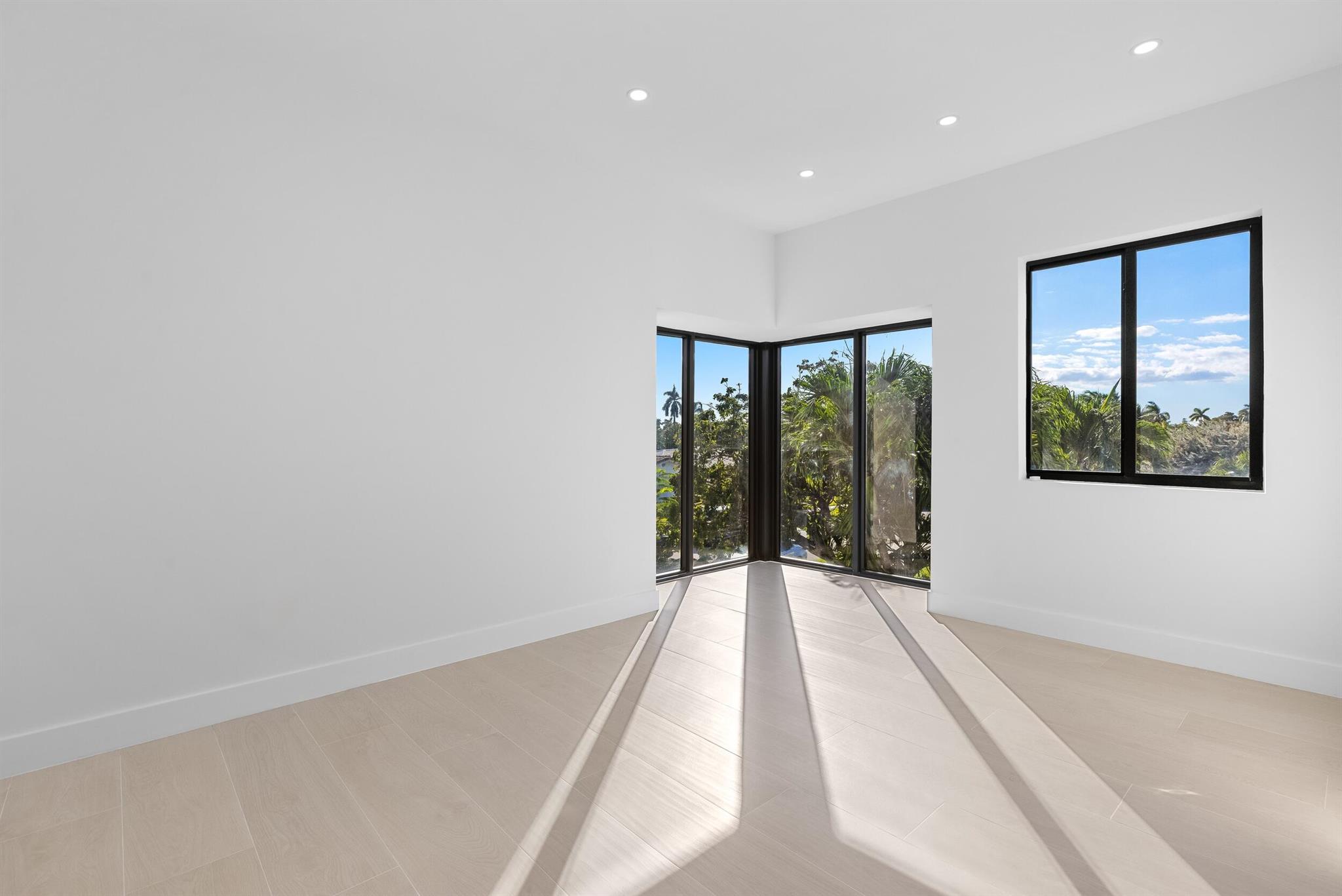 BOCA RATON SQUARE UNIT 2 - Residential