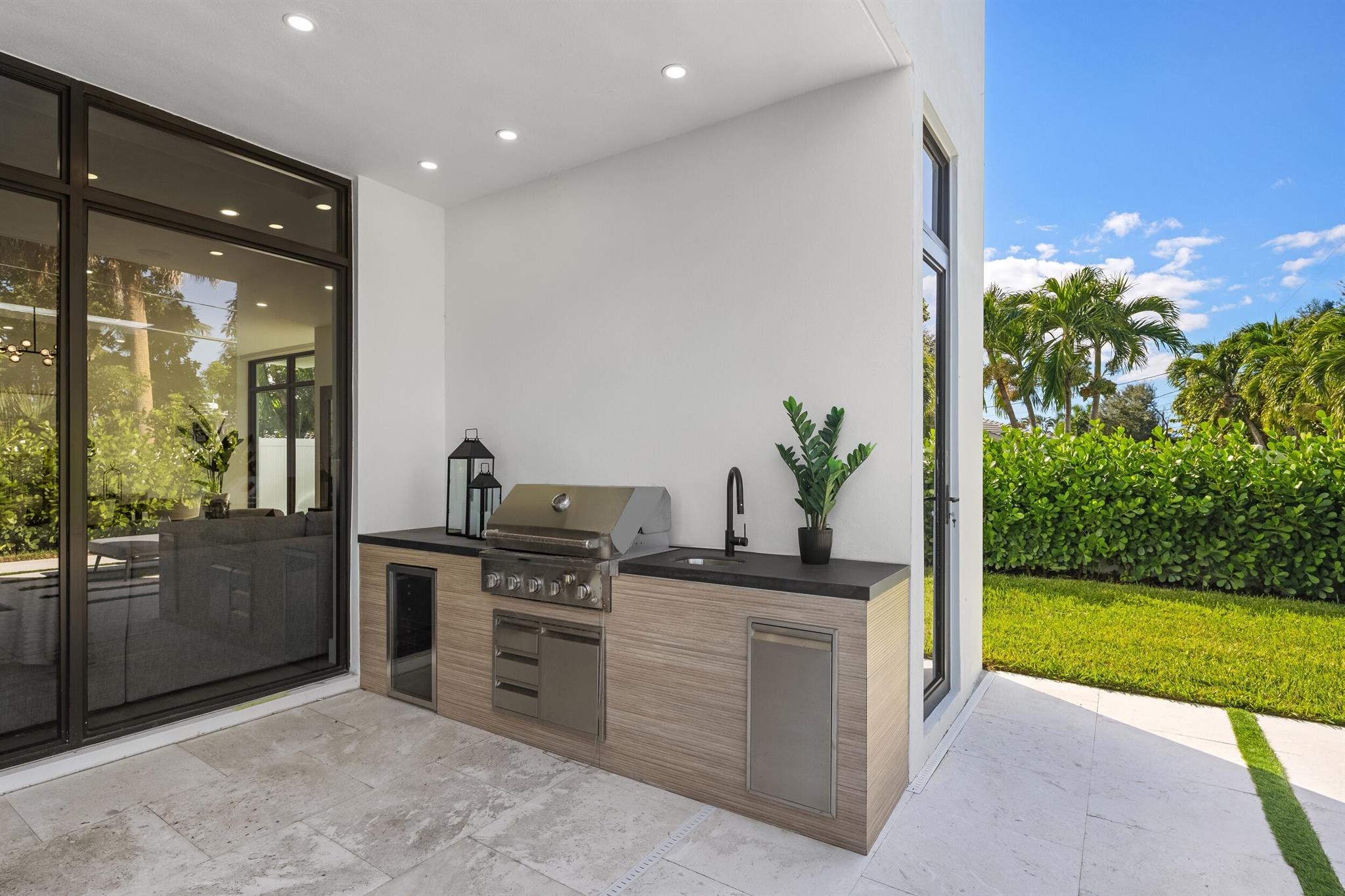 BOCA RATON SQUARE UNIT 2 - Residential