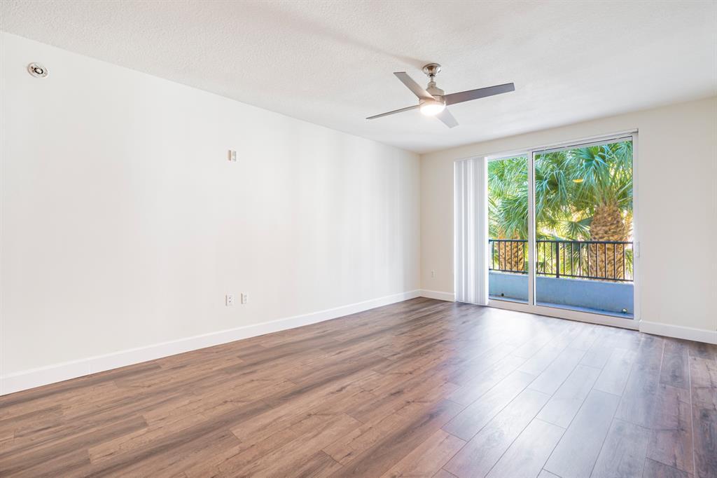 2421 NE 65th Street 309
