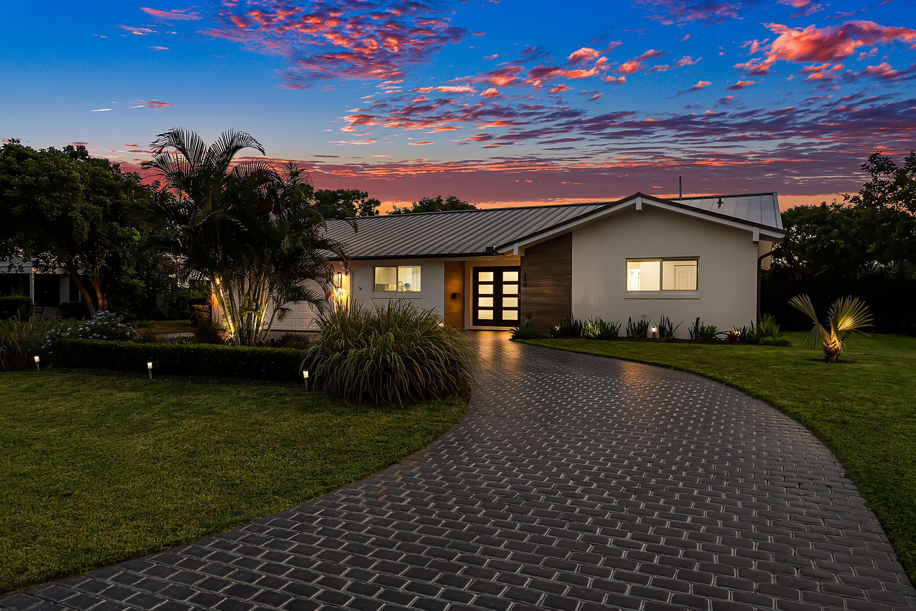 249 Gleneagles Drive