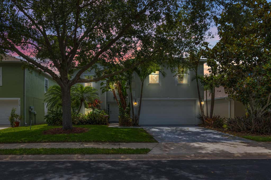 Photo of 2566 12TH Square SW, Vero Beach, FL 32968 (MLS # B26056108)