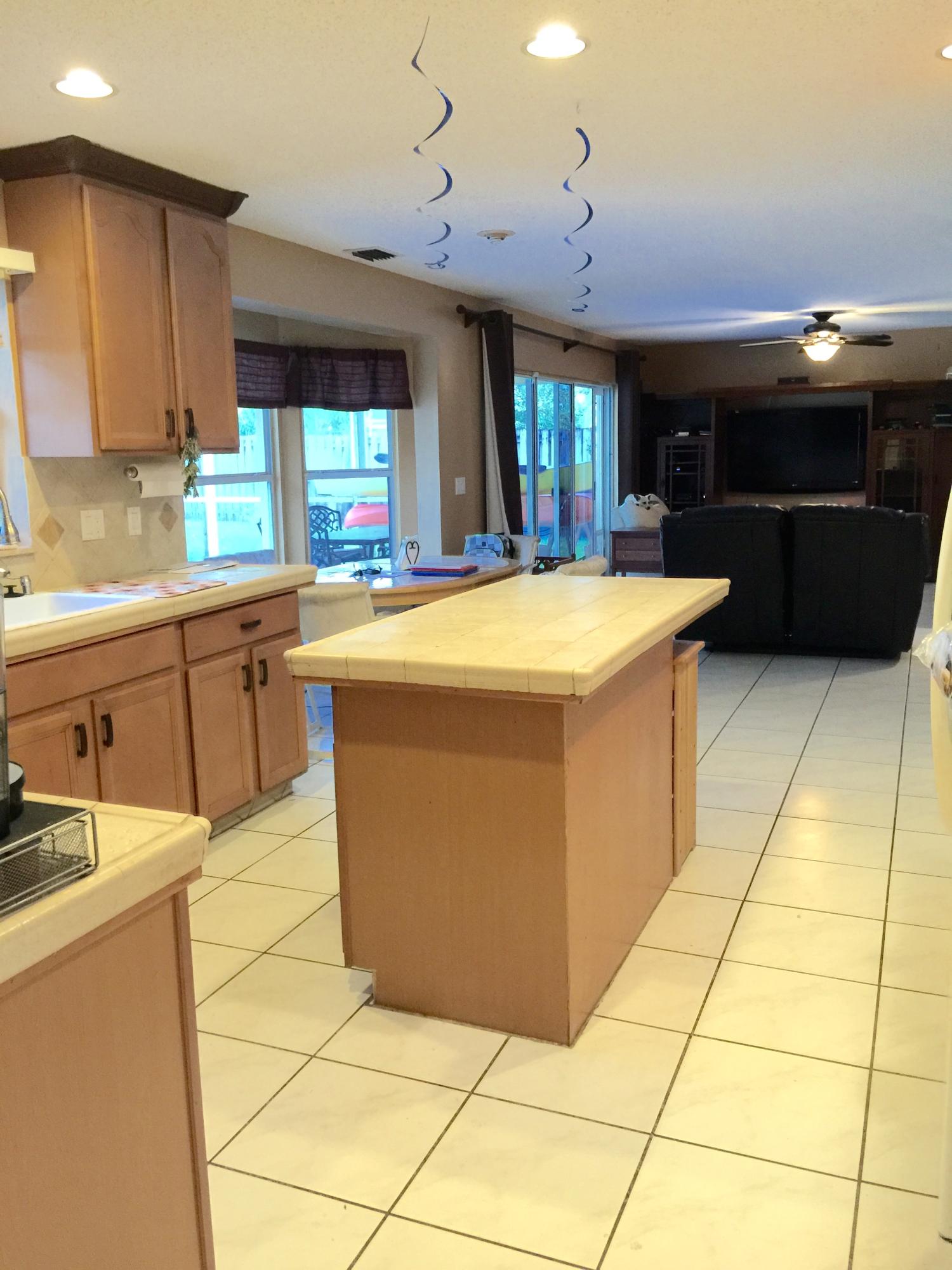 LAKE CHARLESTON 2 - Residential